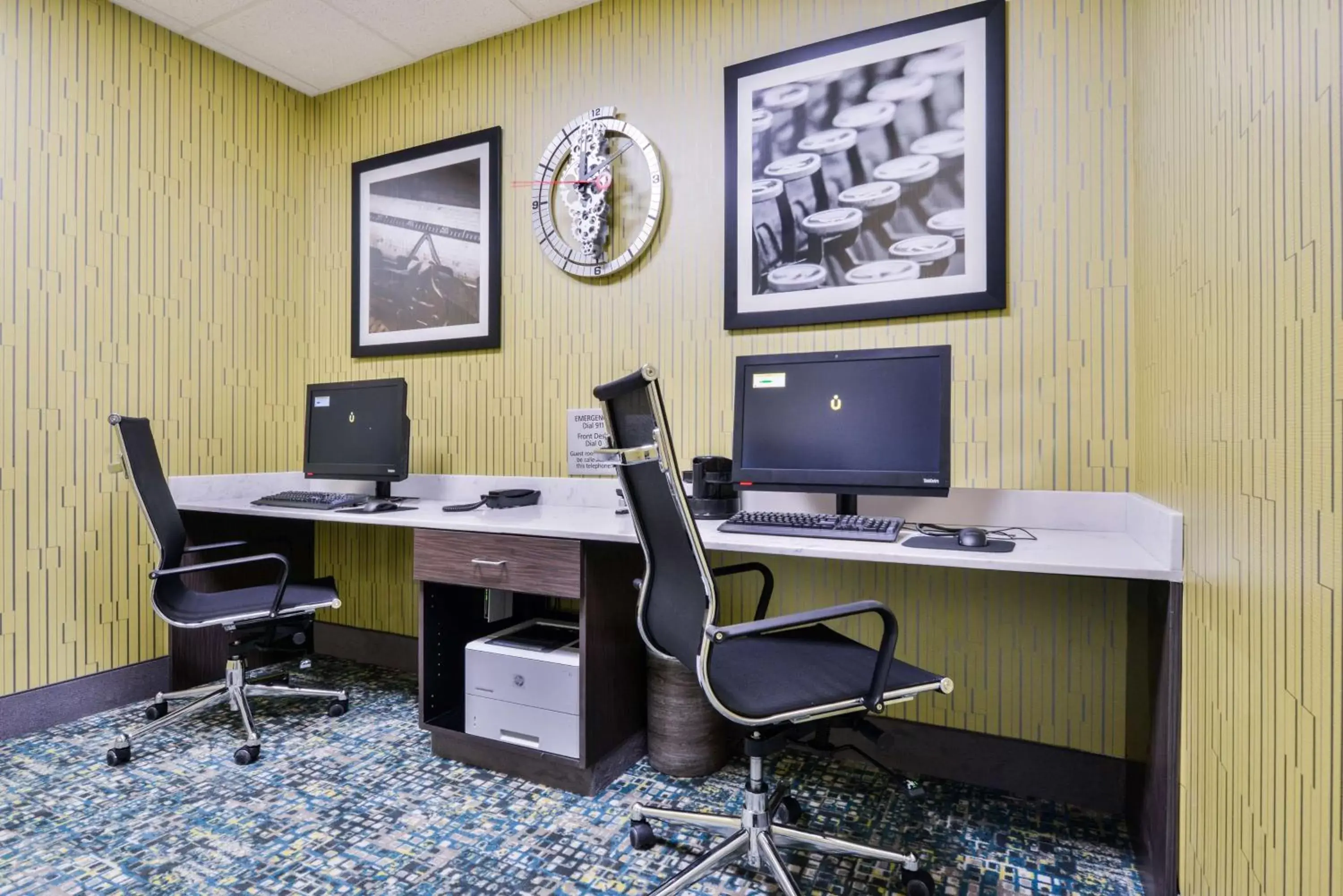 Business facilities in Hampton Inn Emporia, KS