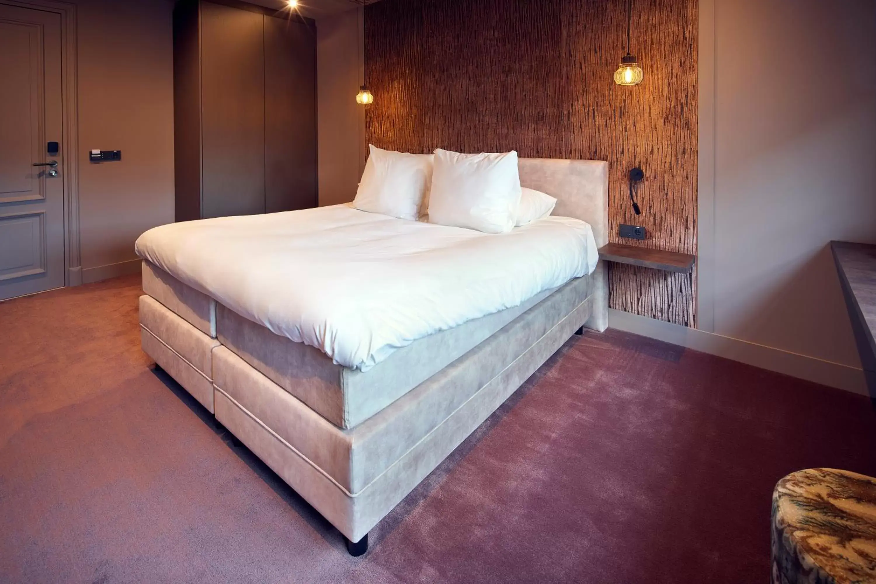 Bed in The Yard hotel Noordkade