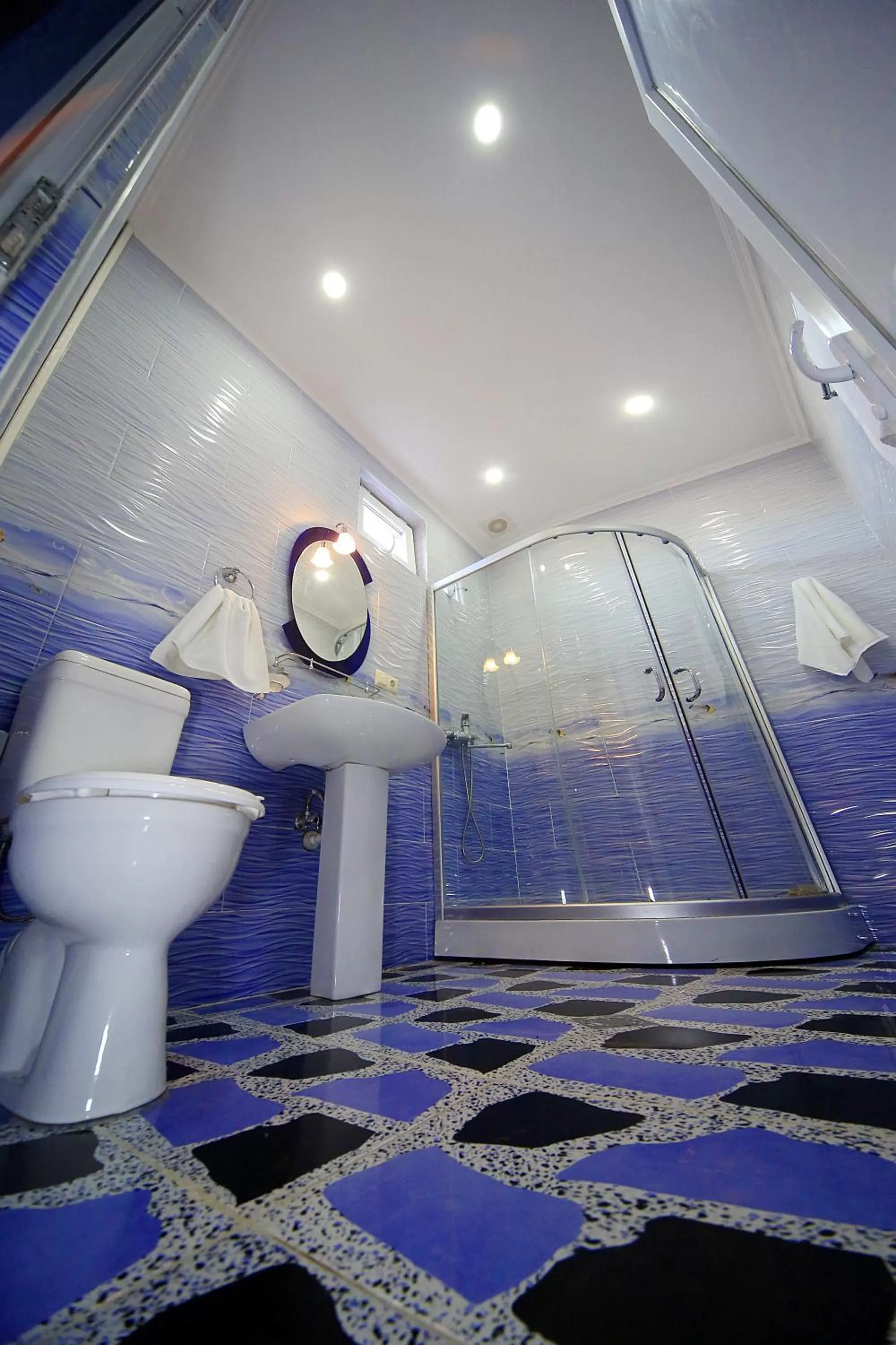 People, Bathroom in Hotel Harmony