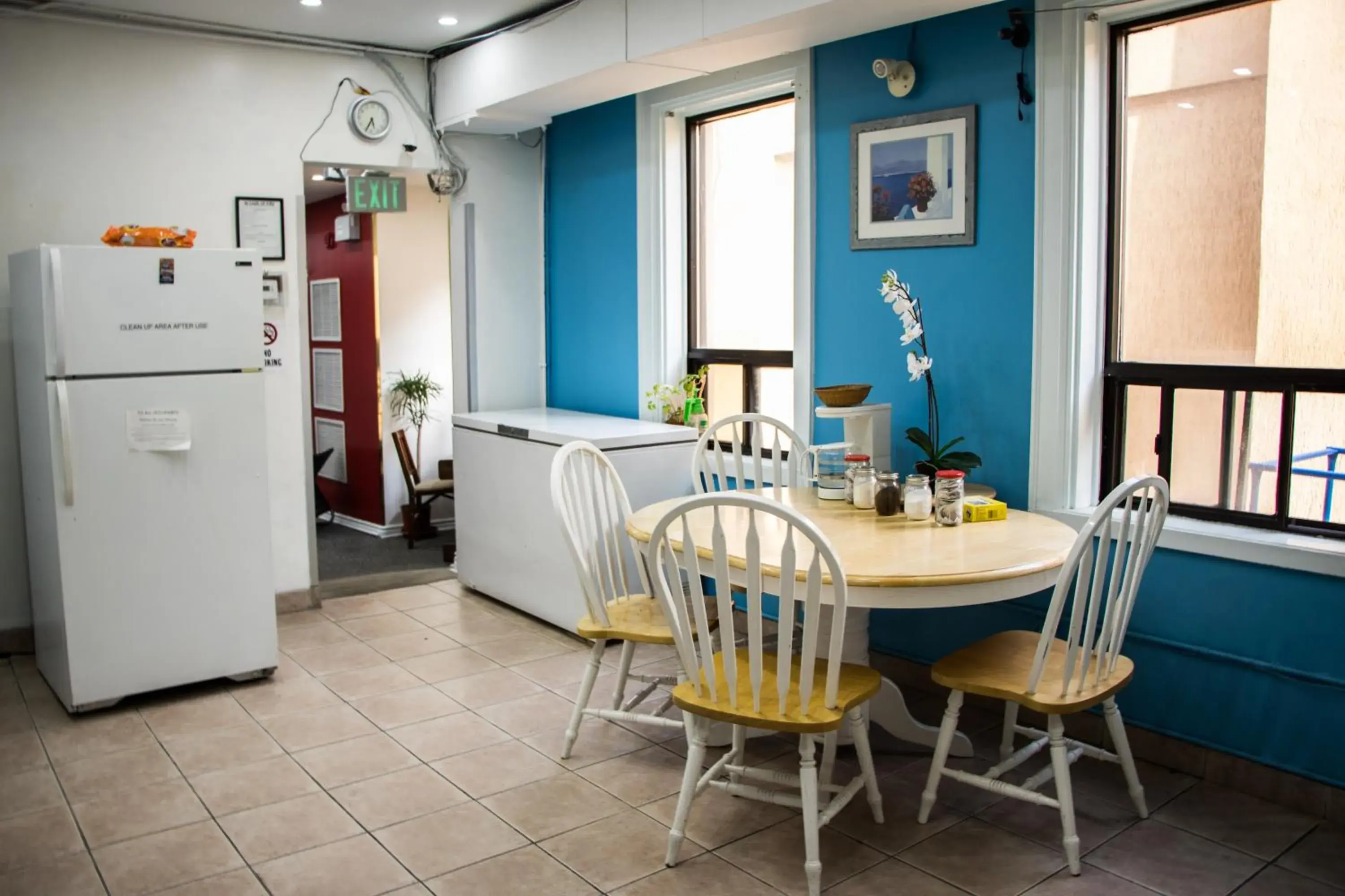 Dining Area in Saint Lawrence Residences and Suites