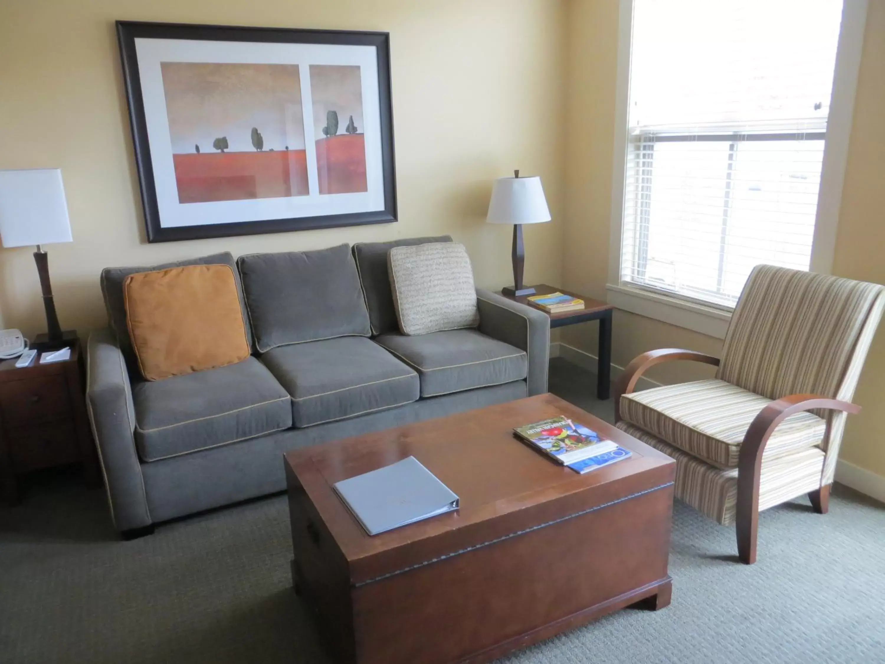 Living room, Seating Area in Walnut Beach Resort