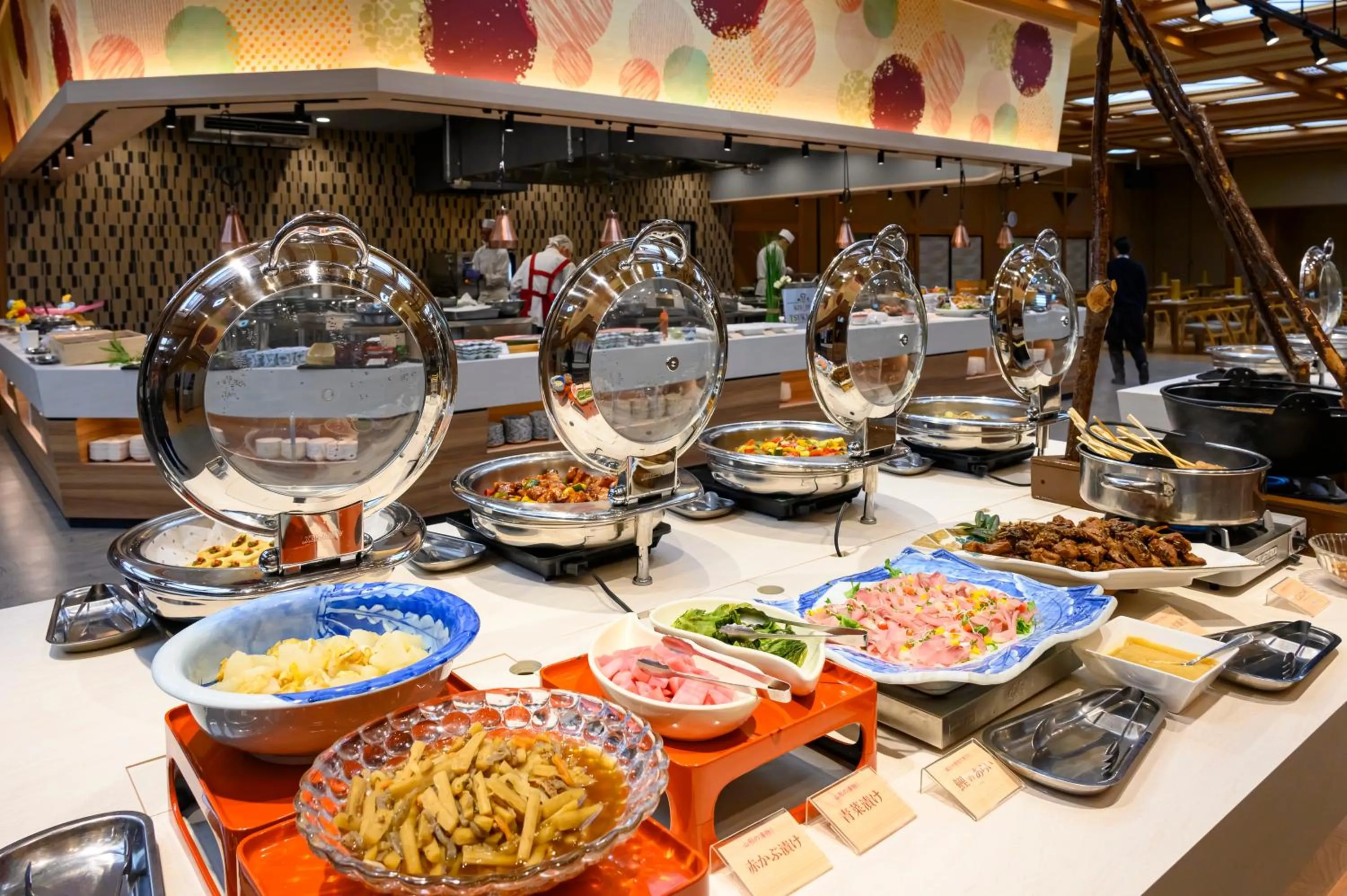 Food and drinks in Senkeien Tsukioka Hotel