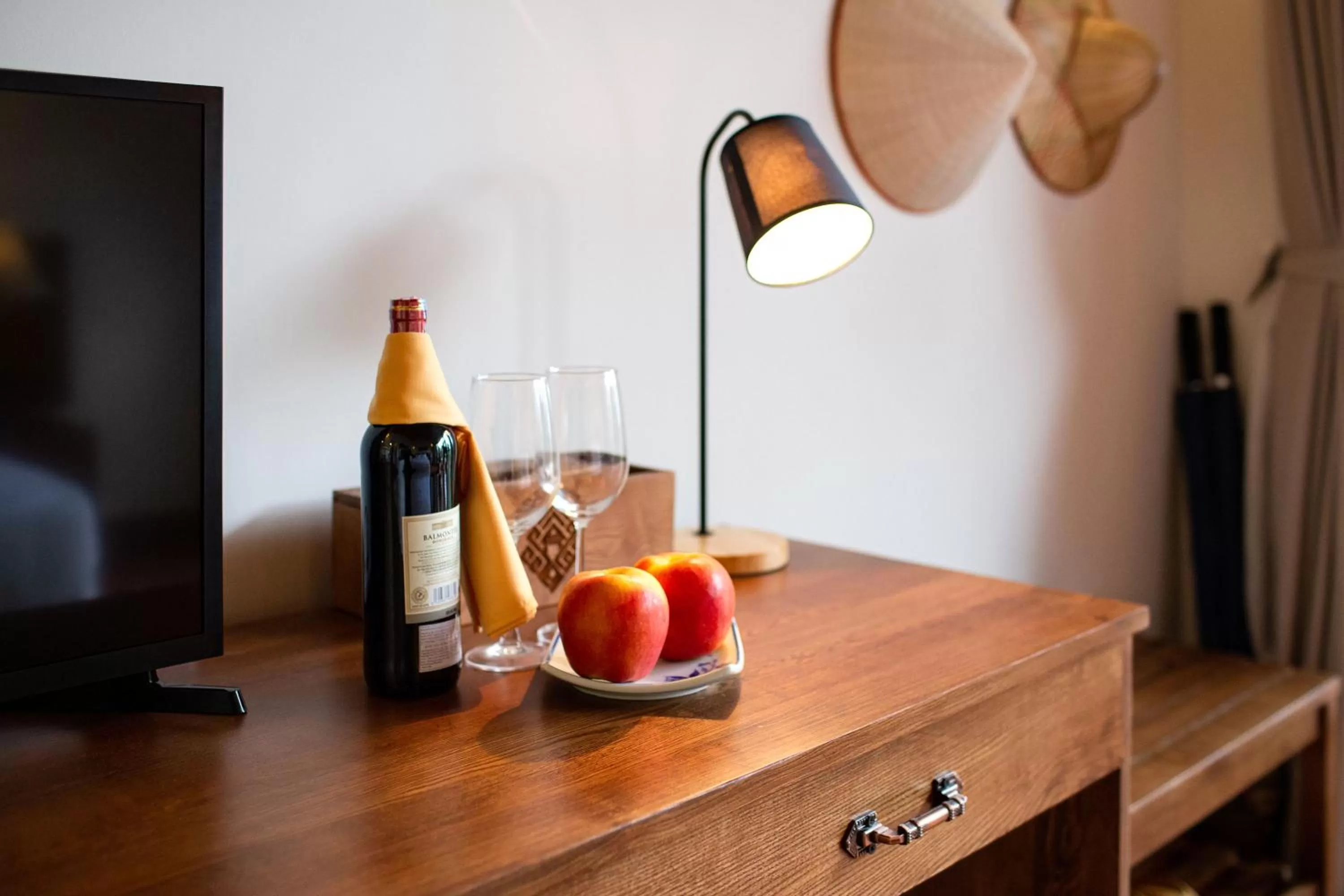 Food and drinks in Bai Dinh Garden Resort & Spa