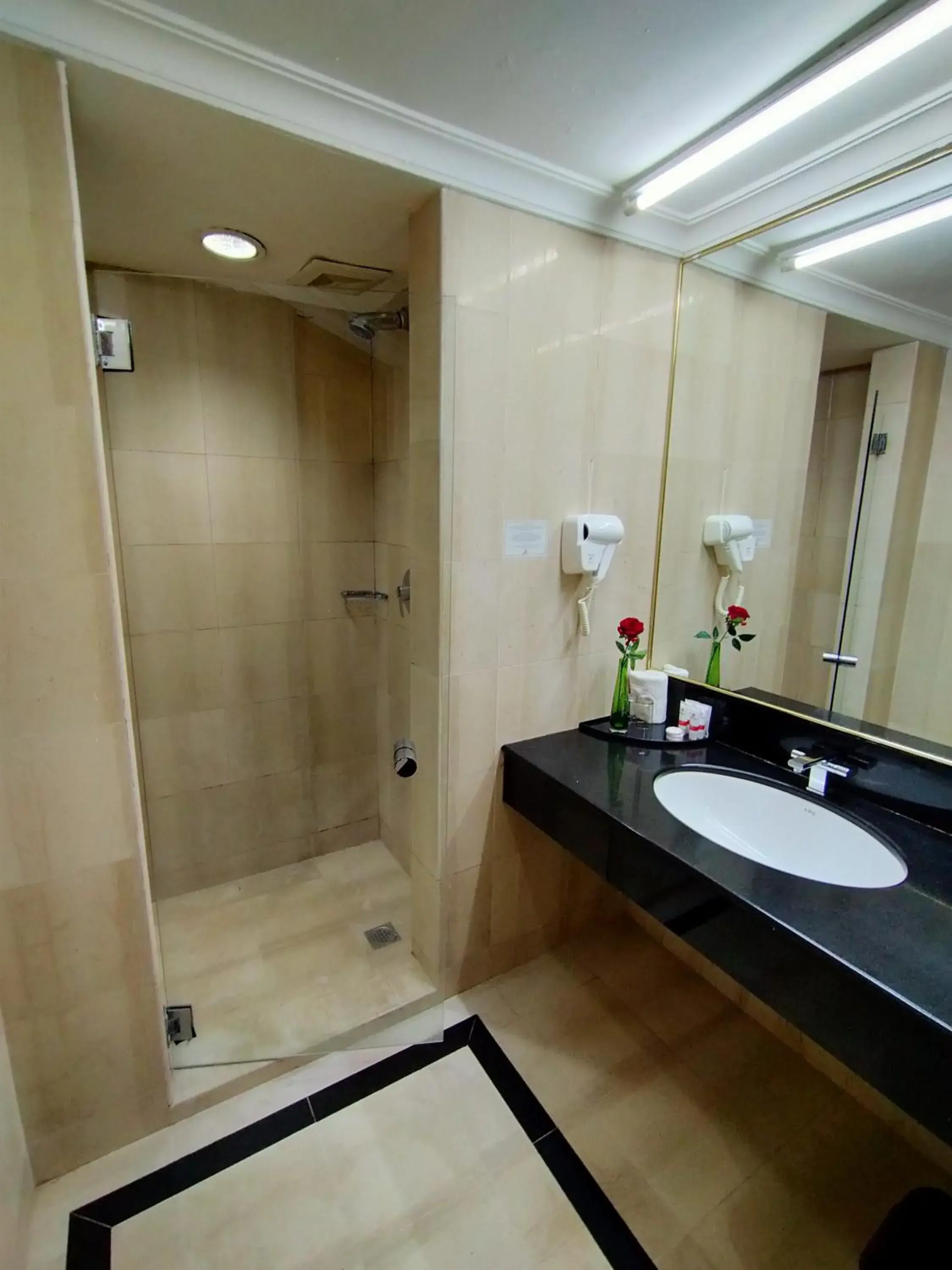 Bathroom in Tang Dynasty Hotel