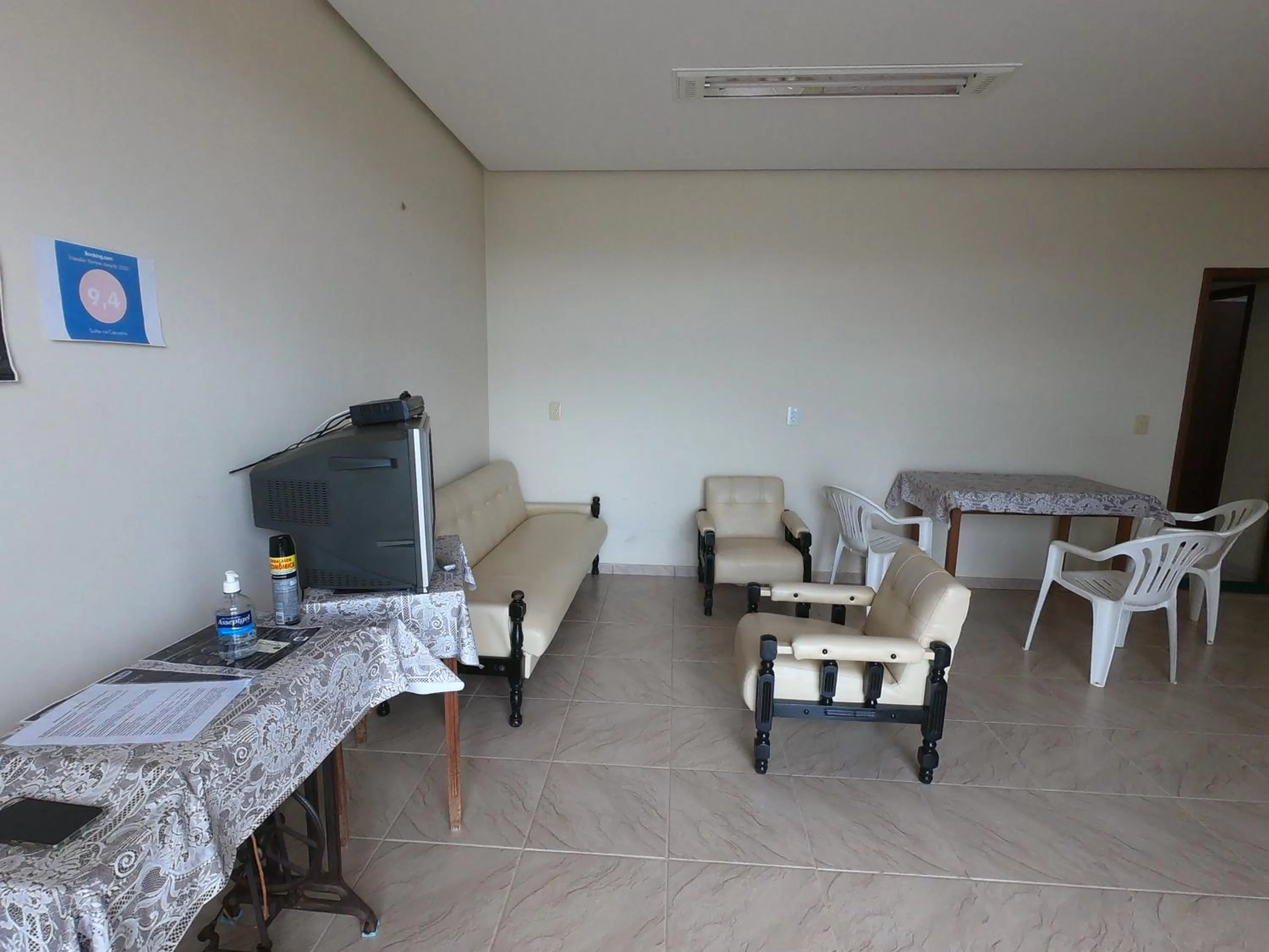 Living room in Suíte na Canastra com Ar Condicionado