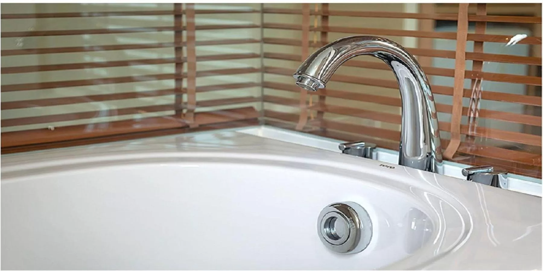 Bathroom in Gemini Saigon LUXURY