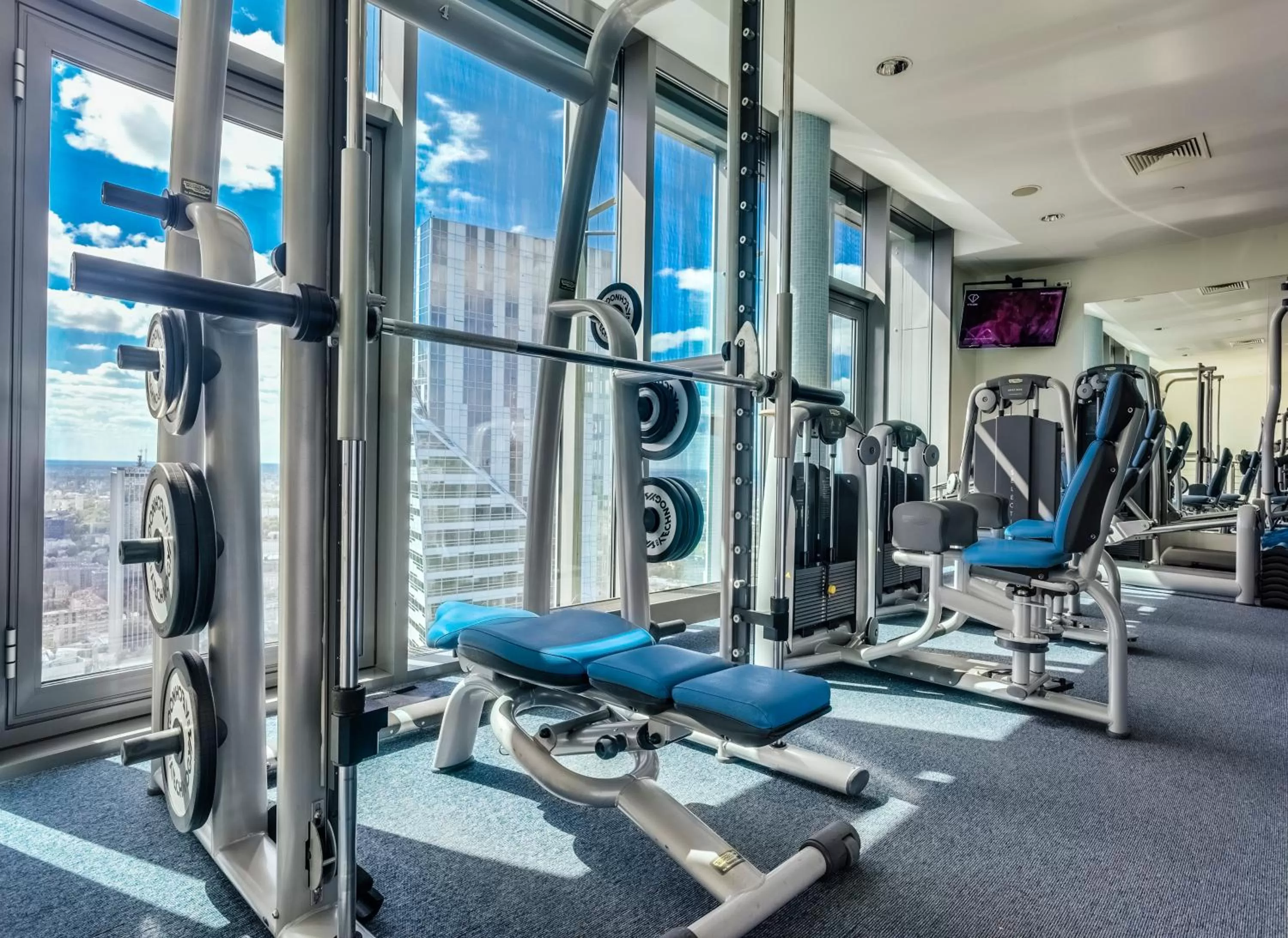 Fitness centre/facilities in InterContinental Warszawa by IHG