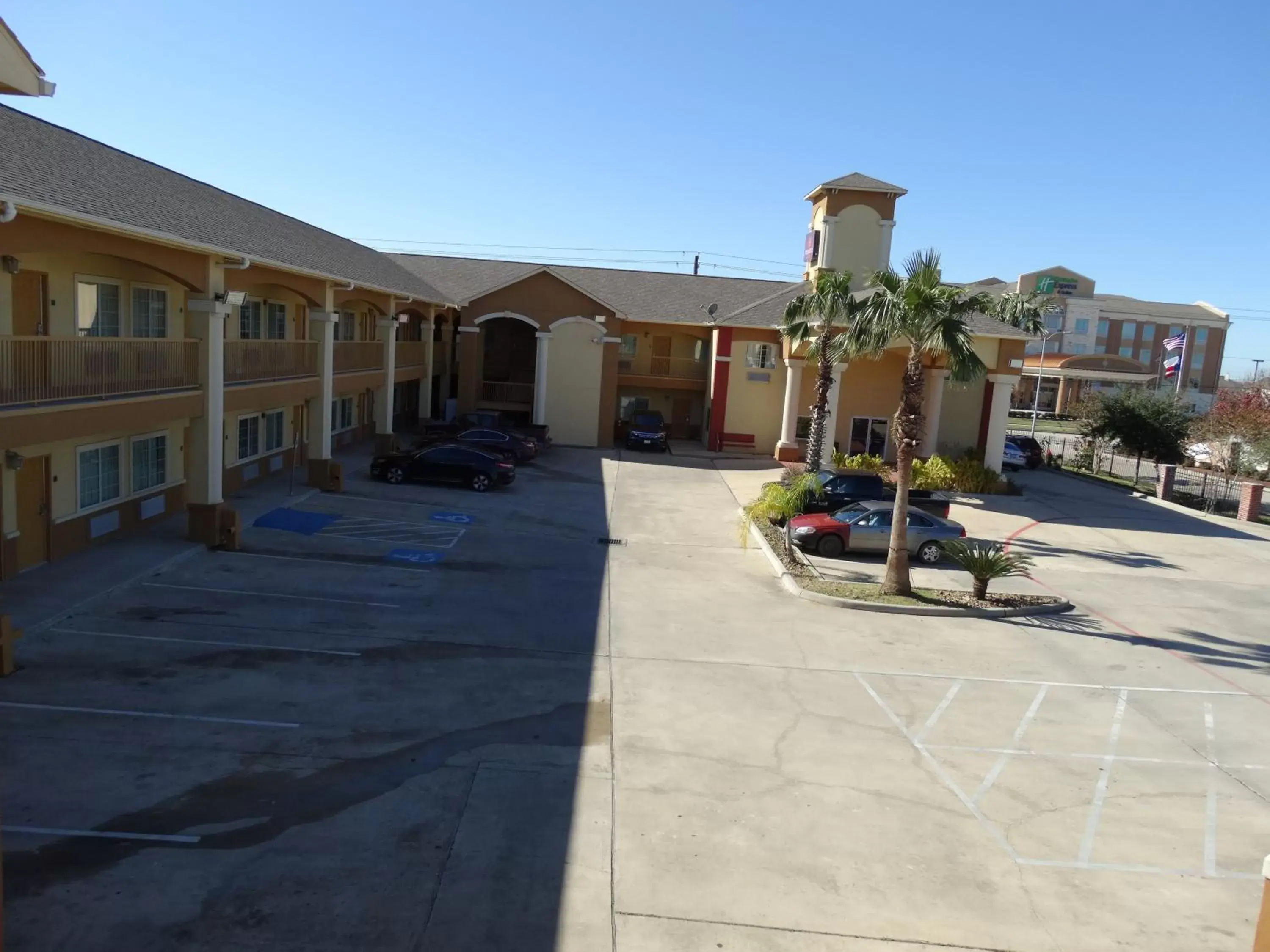 Nearby landmark, Property Building in Regency Inn & Suites - Baytown