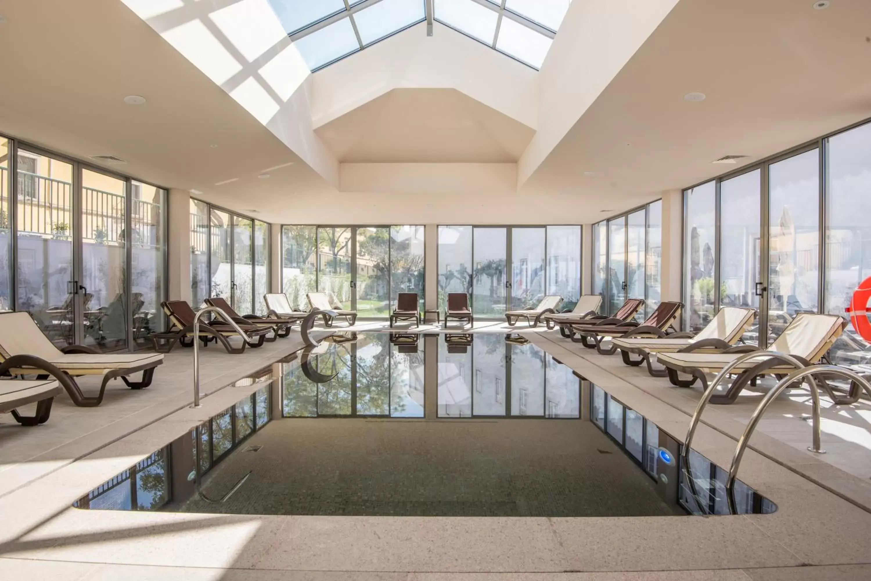 Swimming pool in Vila Gale Collection Elvas Swimming pool in Vila Gale Collection Elvas