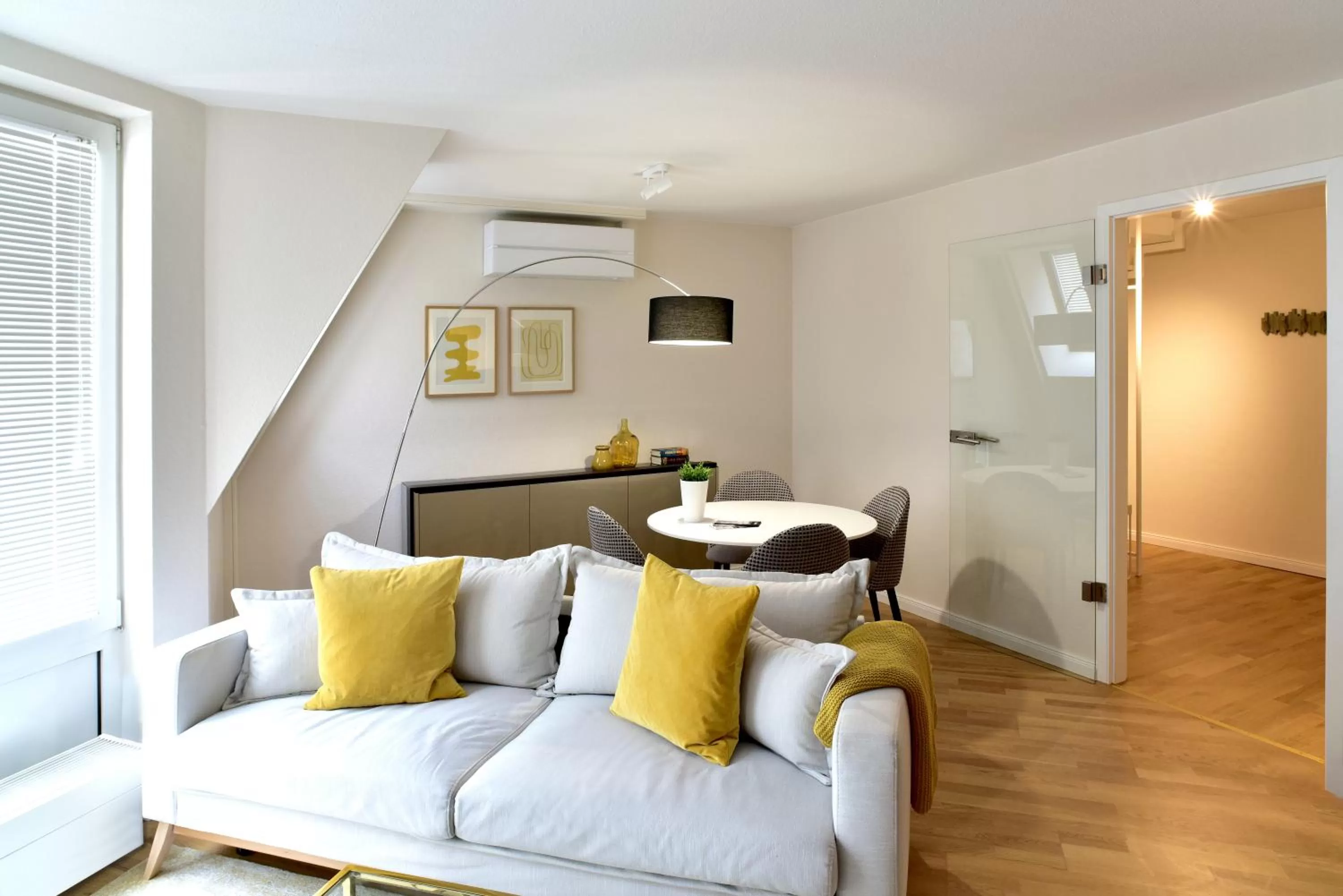 Living room in SAXX Apartments Leipzig