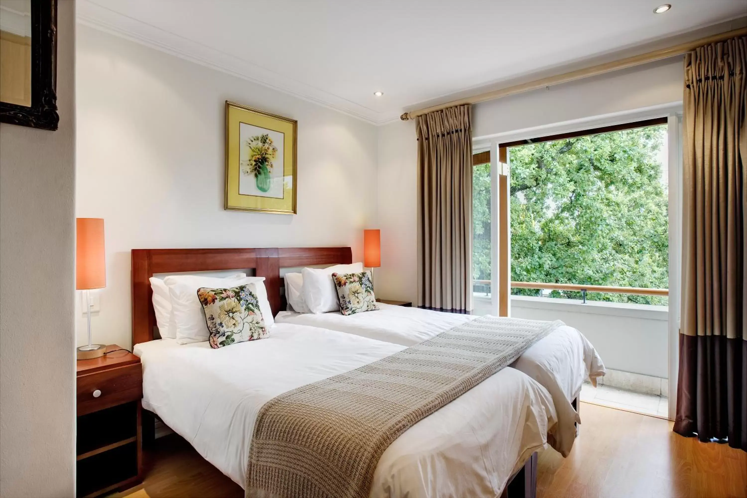 Bed in The Stellenbosch Hotel