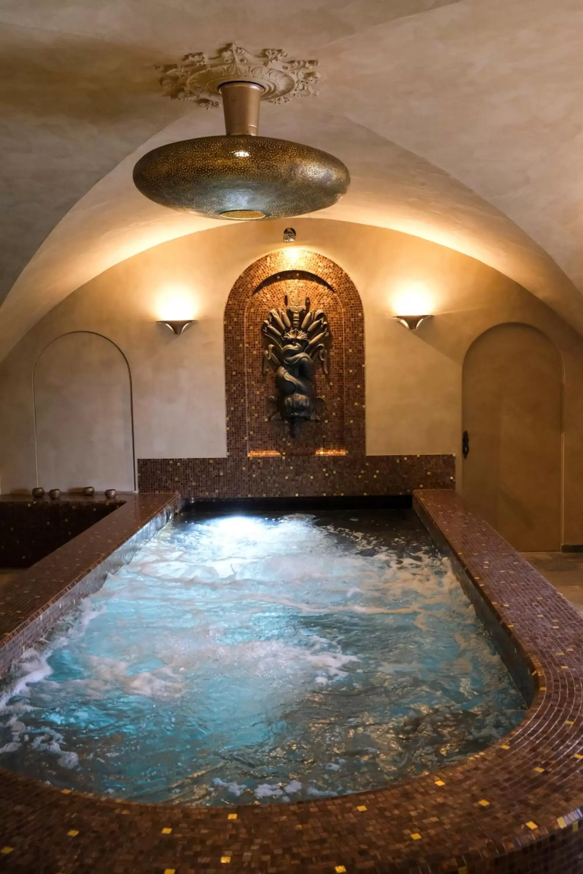 Spa and wellness centre/facilities, Swimming Pool in Hôtel Restaurant Spa Le Sauvage