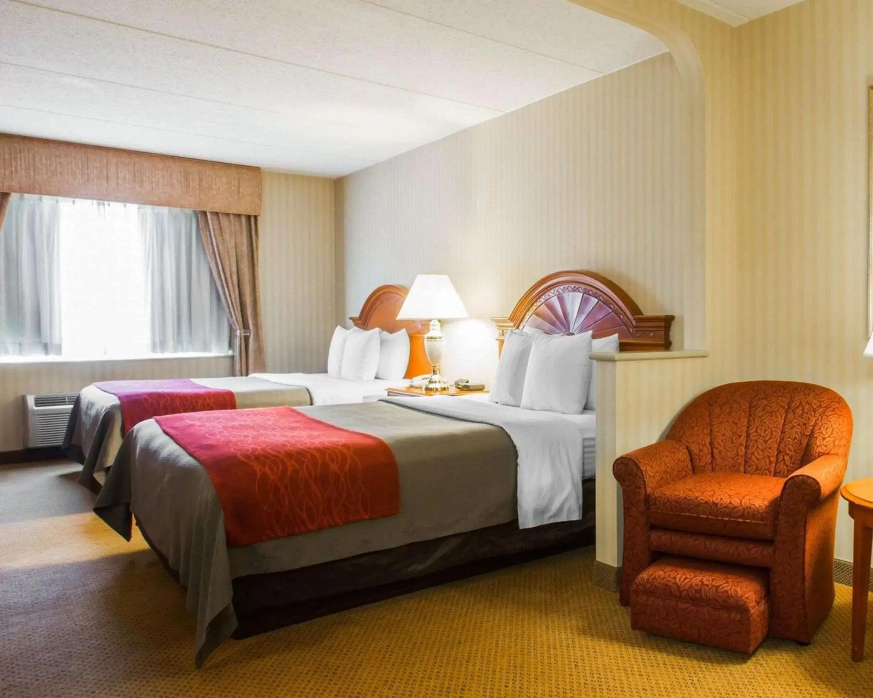 Photo of the whole room in Holiday Inn Express & Suites Hawthorne - Elmsford North by IHG Photo of the whole room in Holiday Inn Express & Suites Hawthorne - Elmsford North by IHG