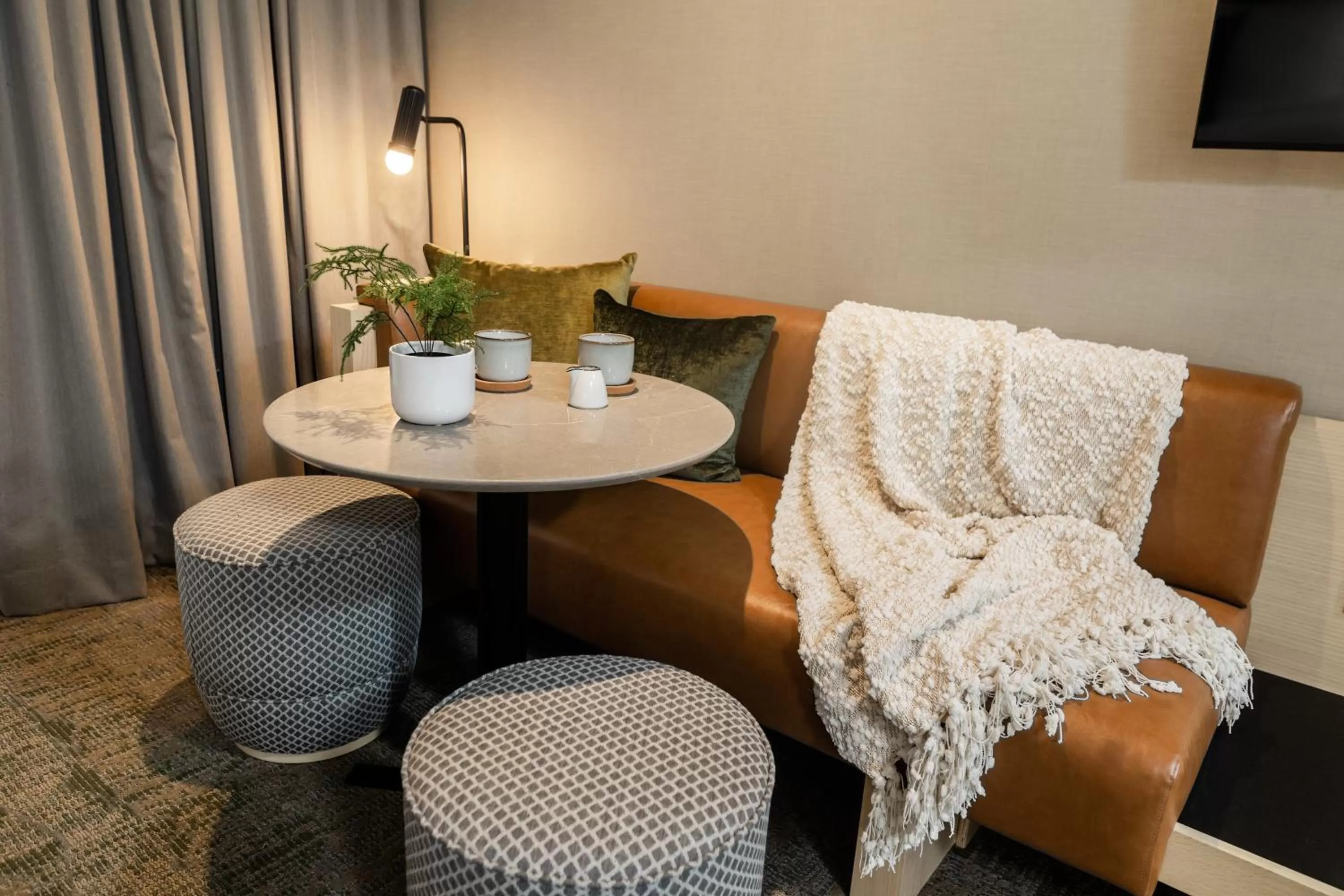 Seating area in Forest Park Hotel