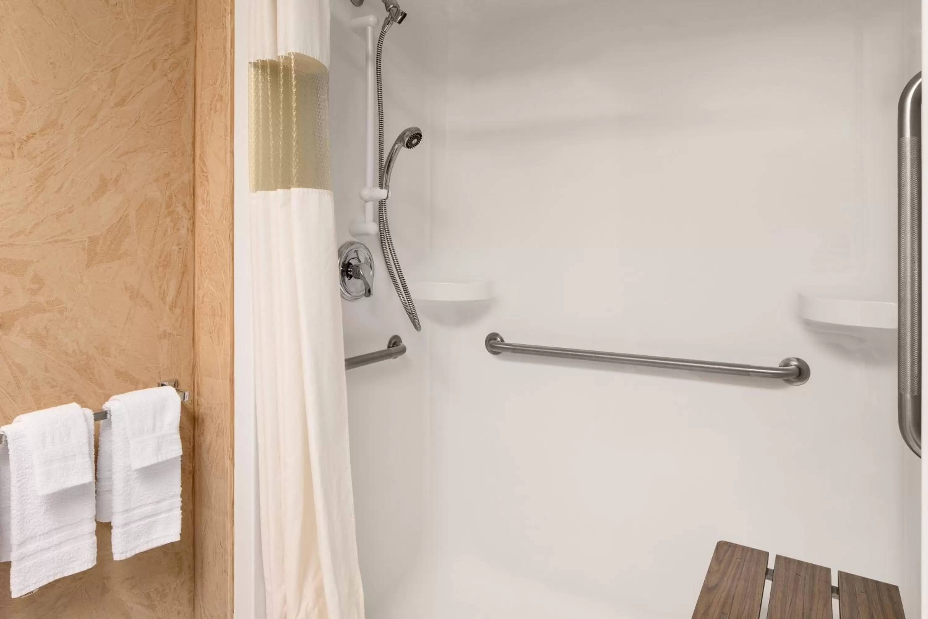 Shower in Days Inn by Wyndham Leamington