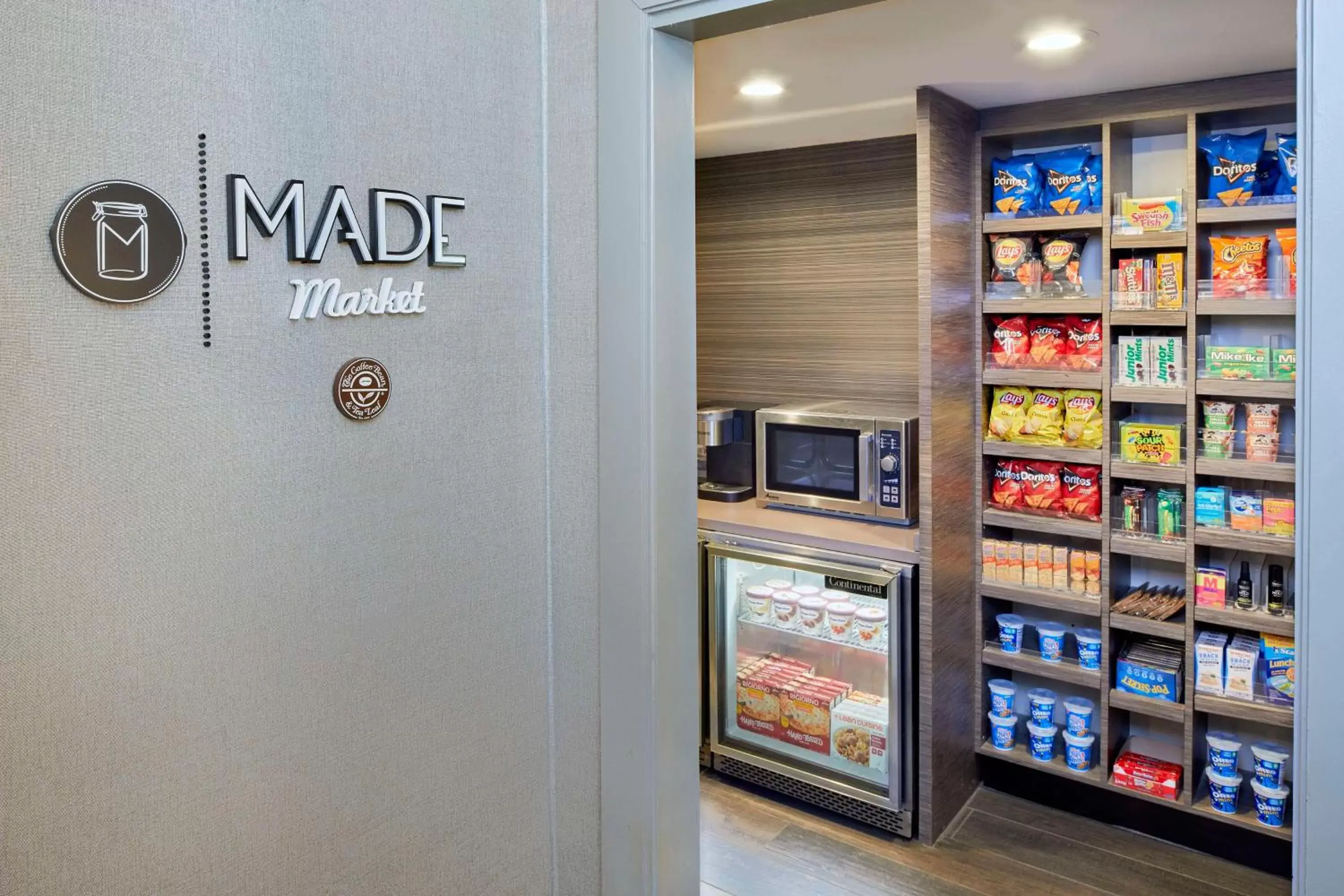 Restaurant/places to eat in DoubleTree by Hilton Atlanta Alpharetta-Windward Restaurant/places to eat in DoubleTree by Hilton Atlanta Alpharetta-Windward