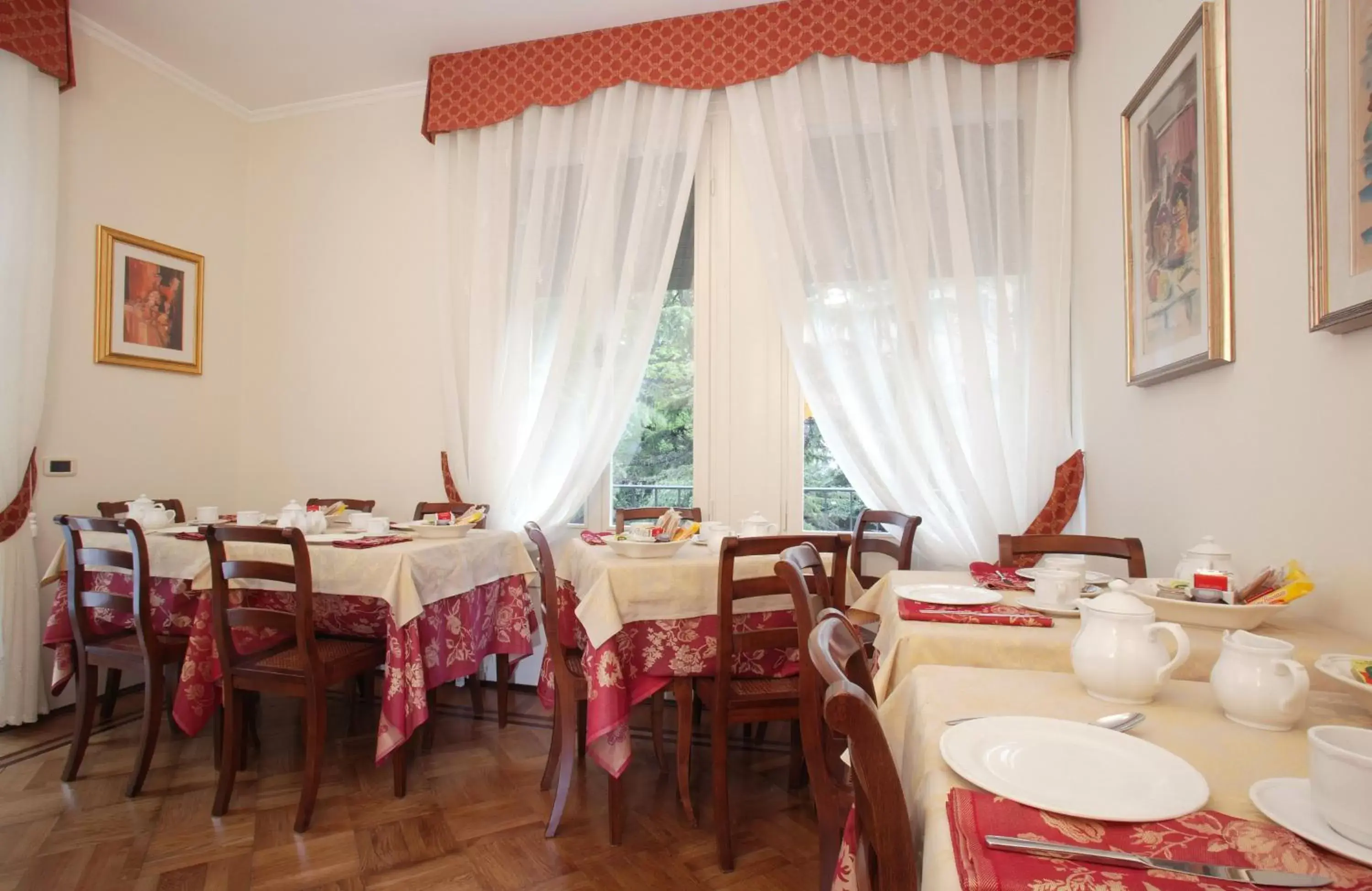 Restaurant/Places to Eat in Ca' San Rocco