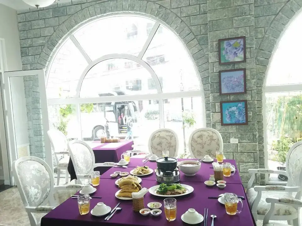 Dining area, Restaurant/Places to Eat in Hotel Du Lys