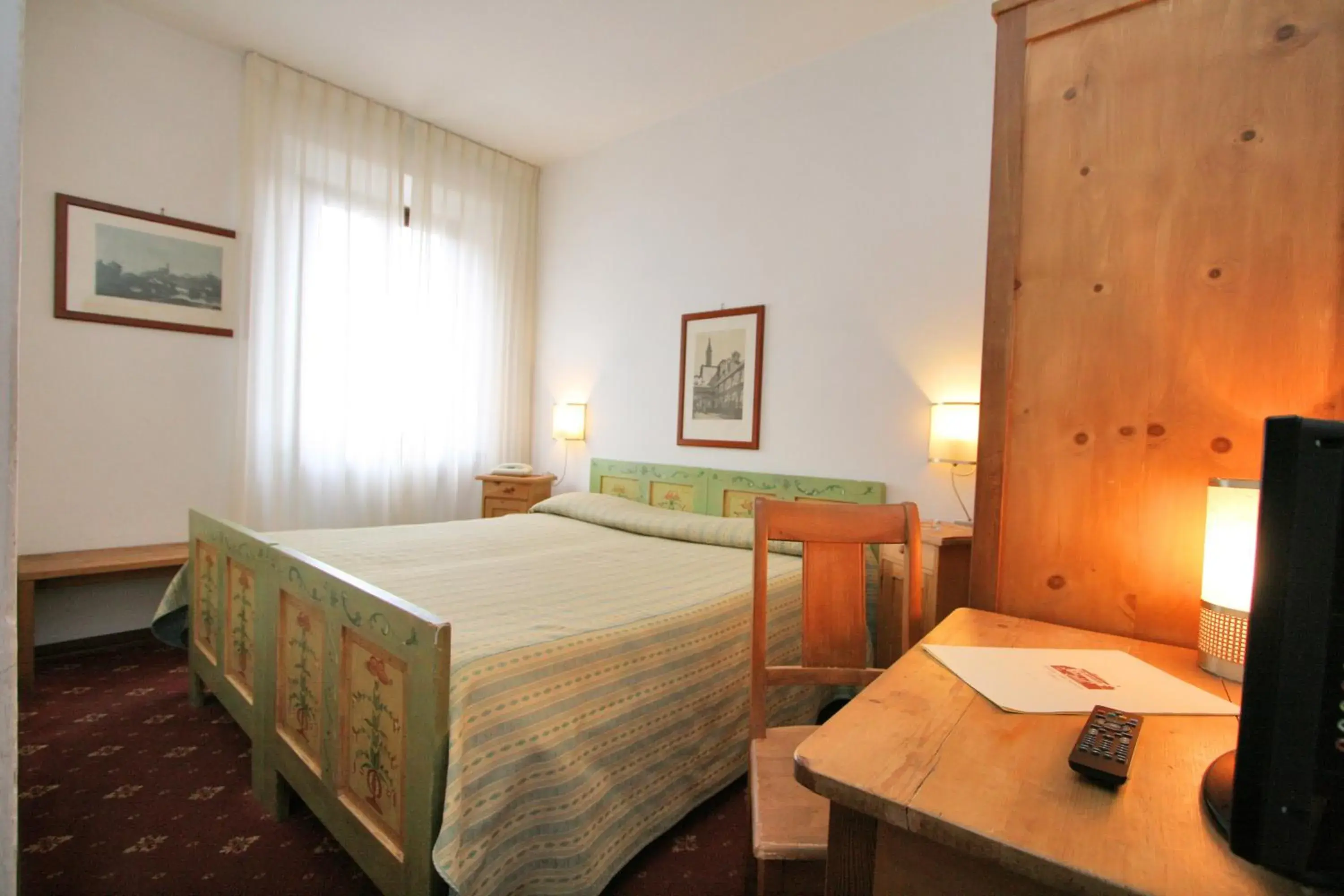 Economy Double Room in Villa Nencini Economy Double Room in Villa Nencini