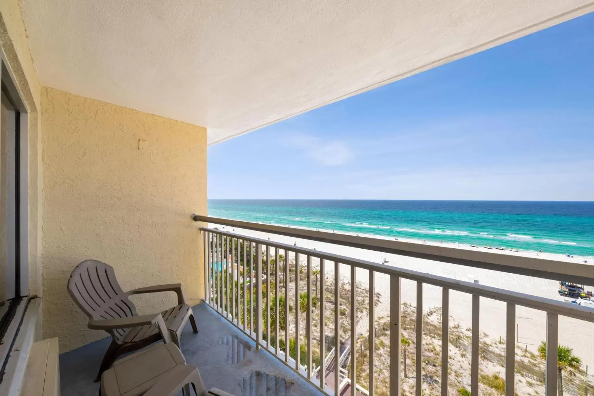 Balcony/Terrace in Beach Tower Beachfront Hotel, a By The Sea Resort