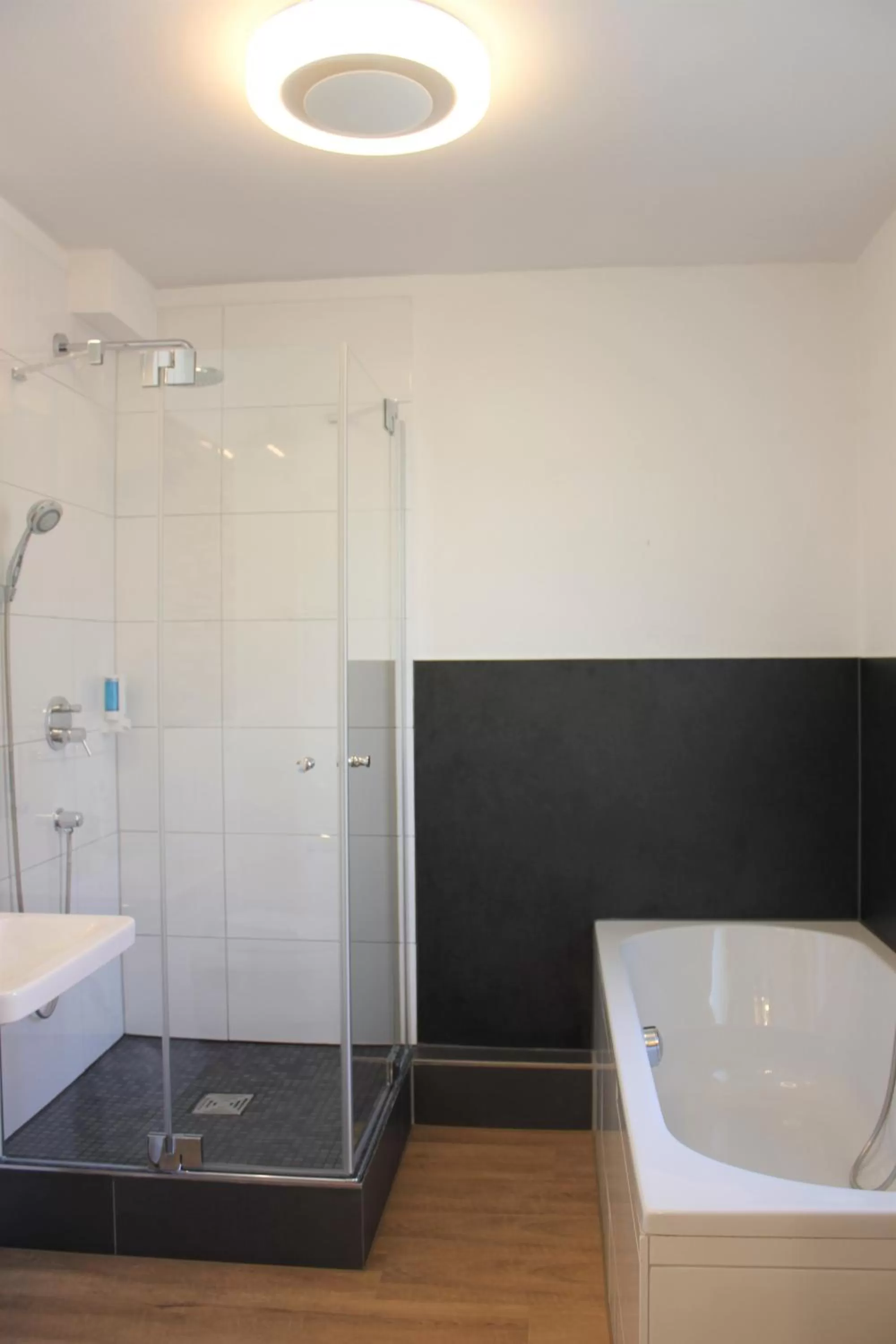 Bathroom in Am Blumenhaus