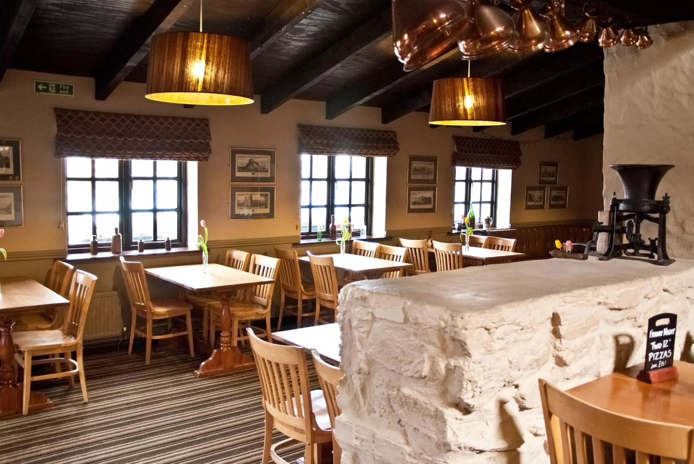 Lounge or bar, Restaurant/Places to Eat in Tricky's Hotel