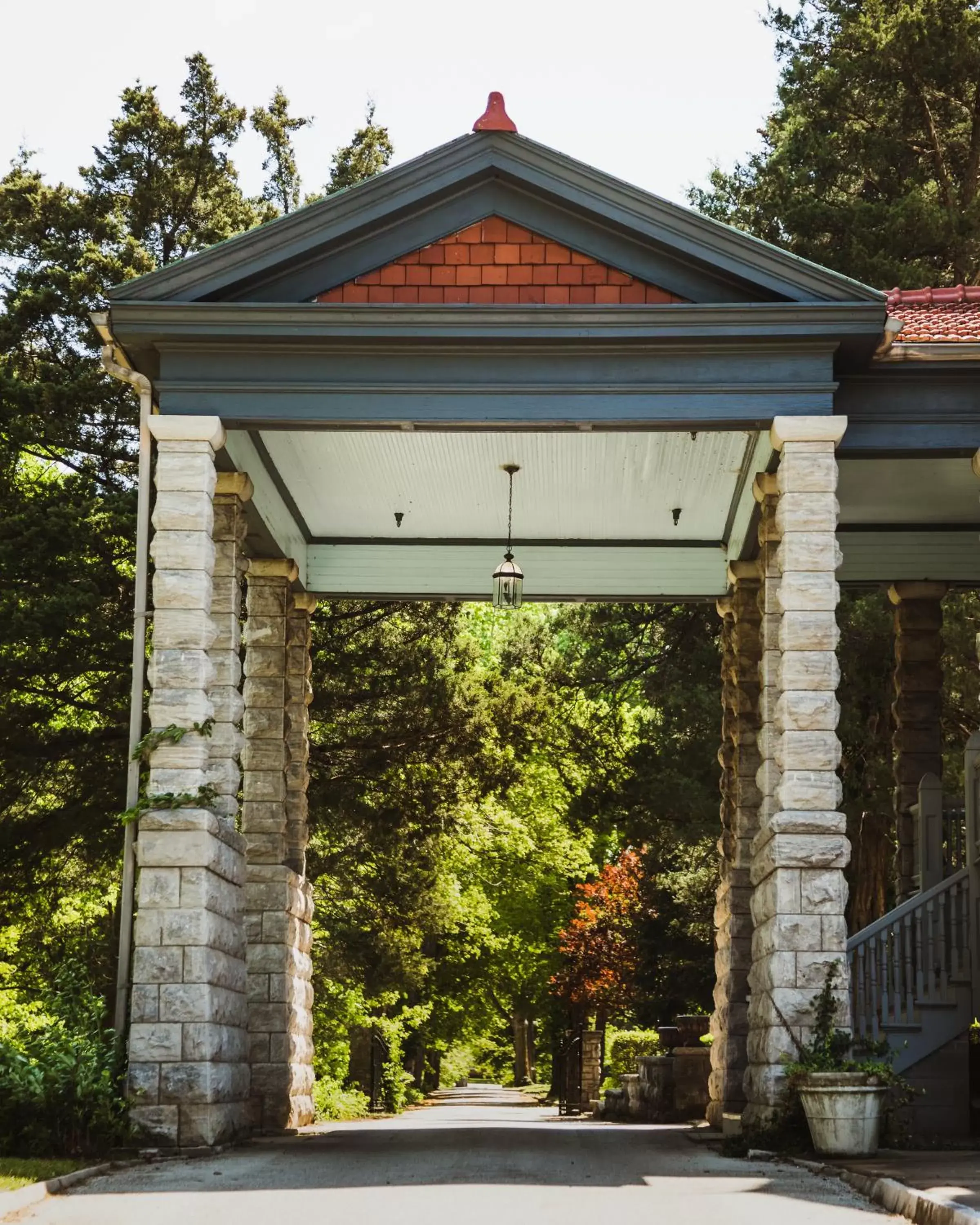 Facade/entrance, Property Building in The Mansion at Elfindale