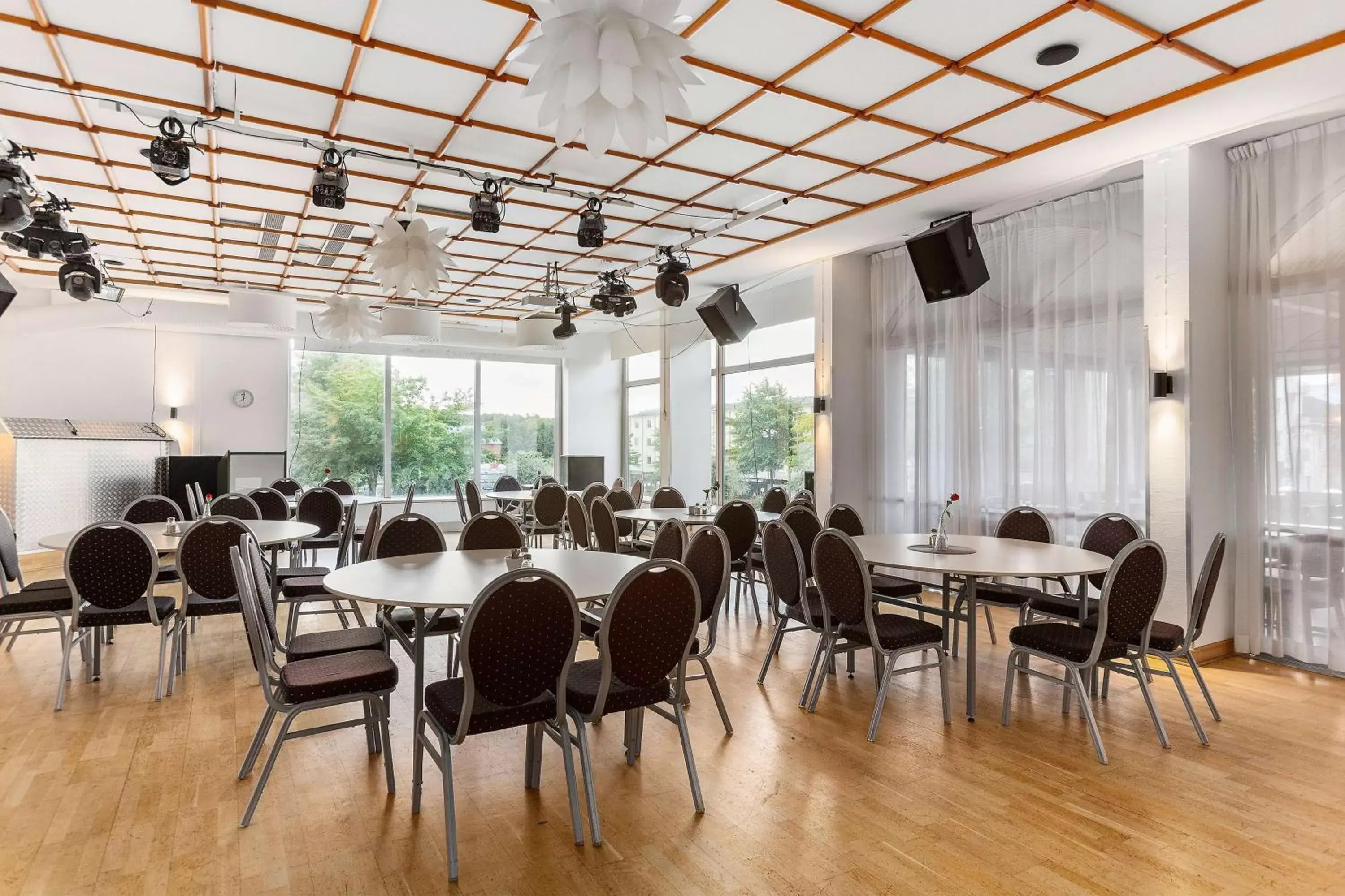 Meeting/conference room, Restaurant/Places to Eat in Best Western Hotel Tranas Statt