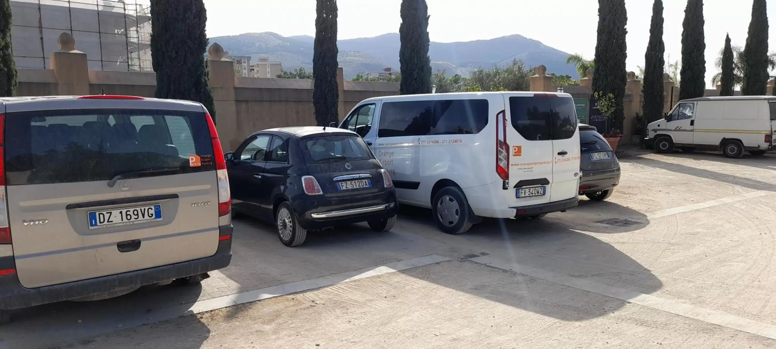 Parking in Hotel Villa Lampedusa