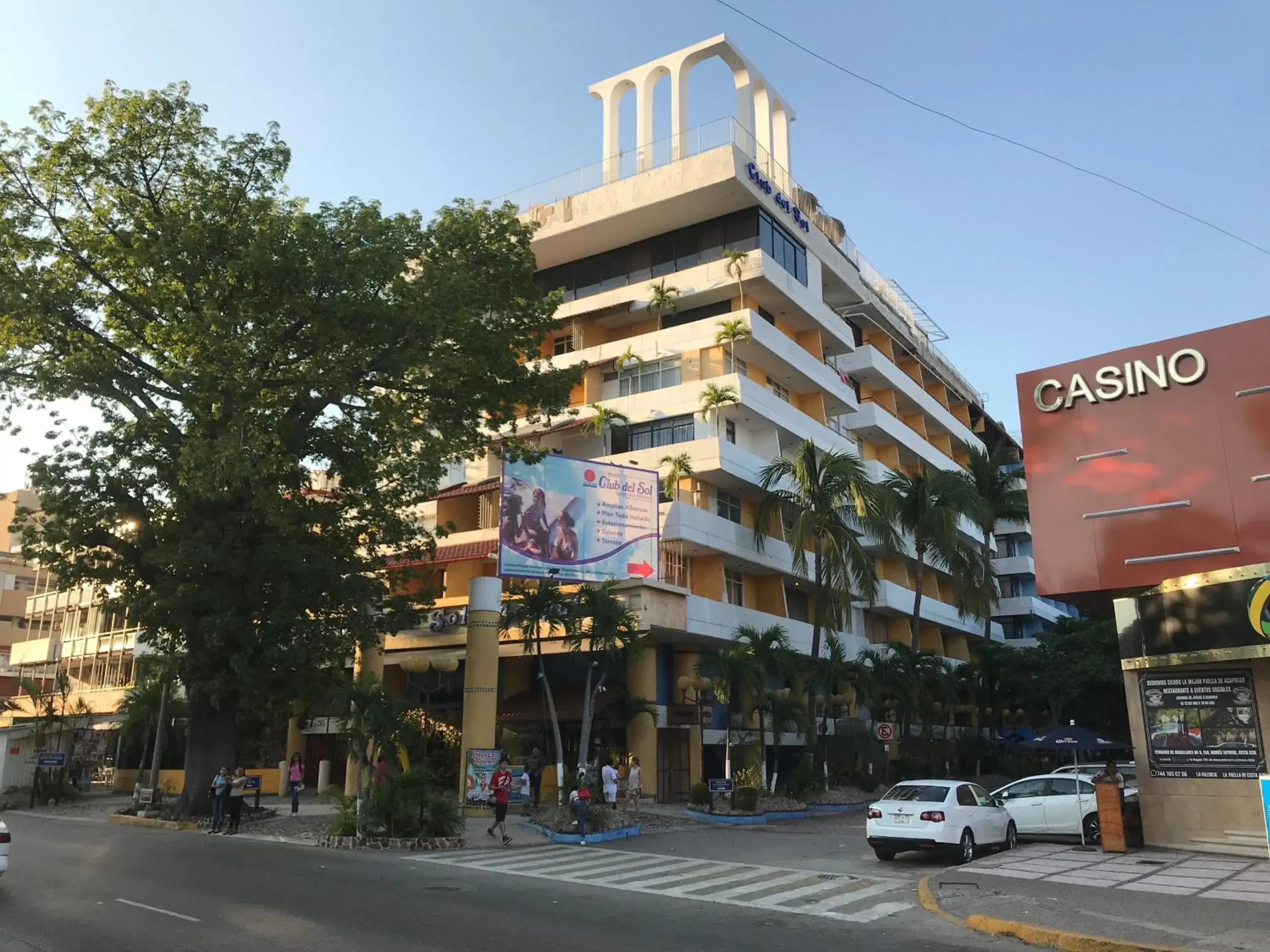 Property building in Hotel Club del Sol Acapulco by NG Hoteles