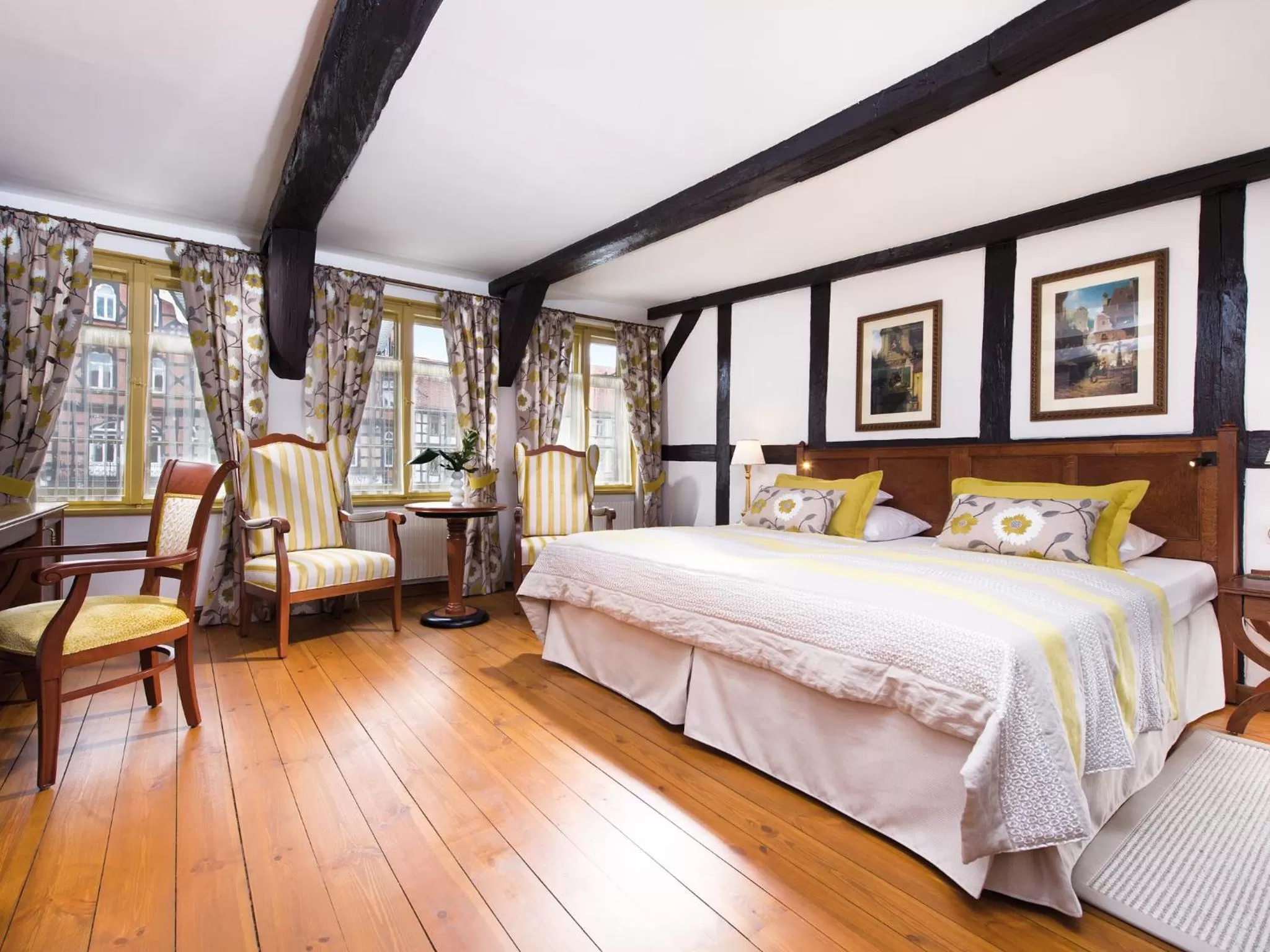 Bed in A-ROSA Gothisches Haus Wernigerode