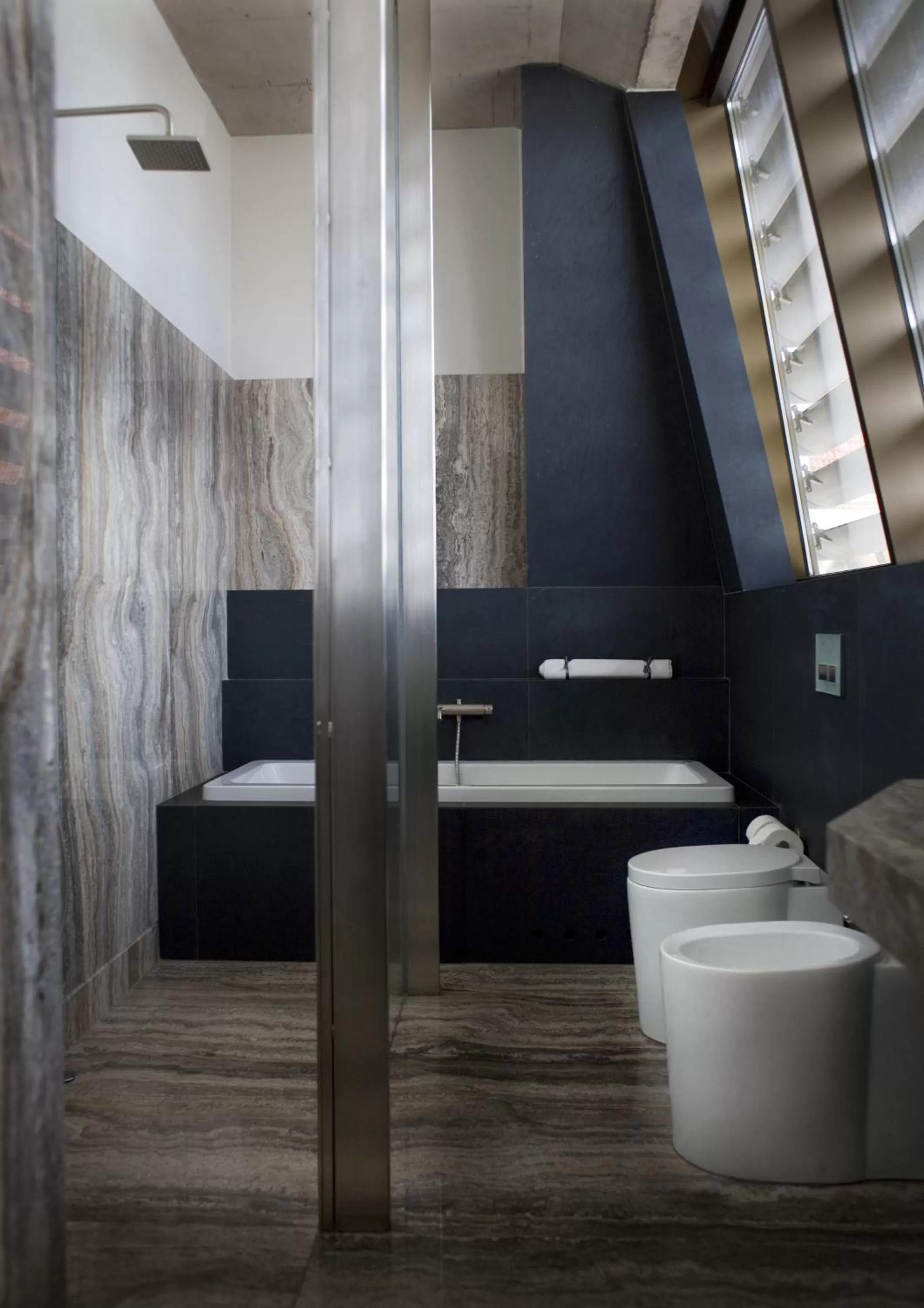 Toilet in Hotel Monopol