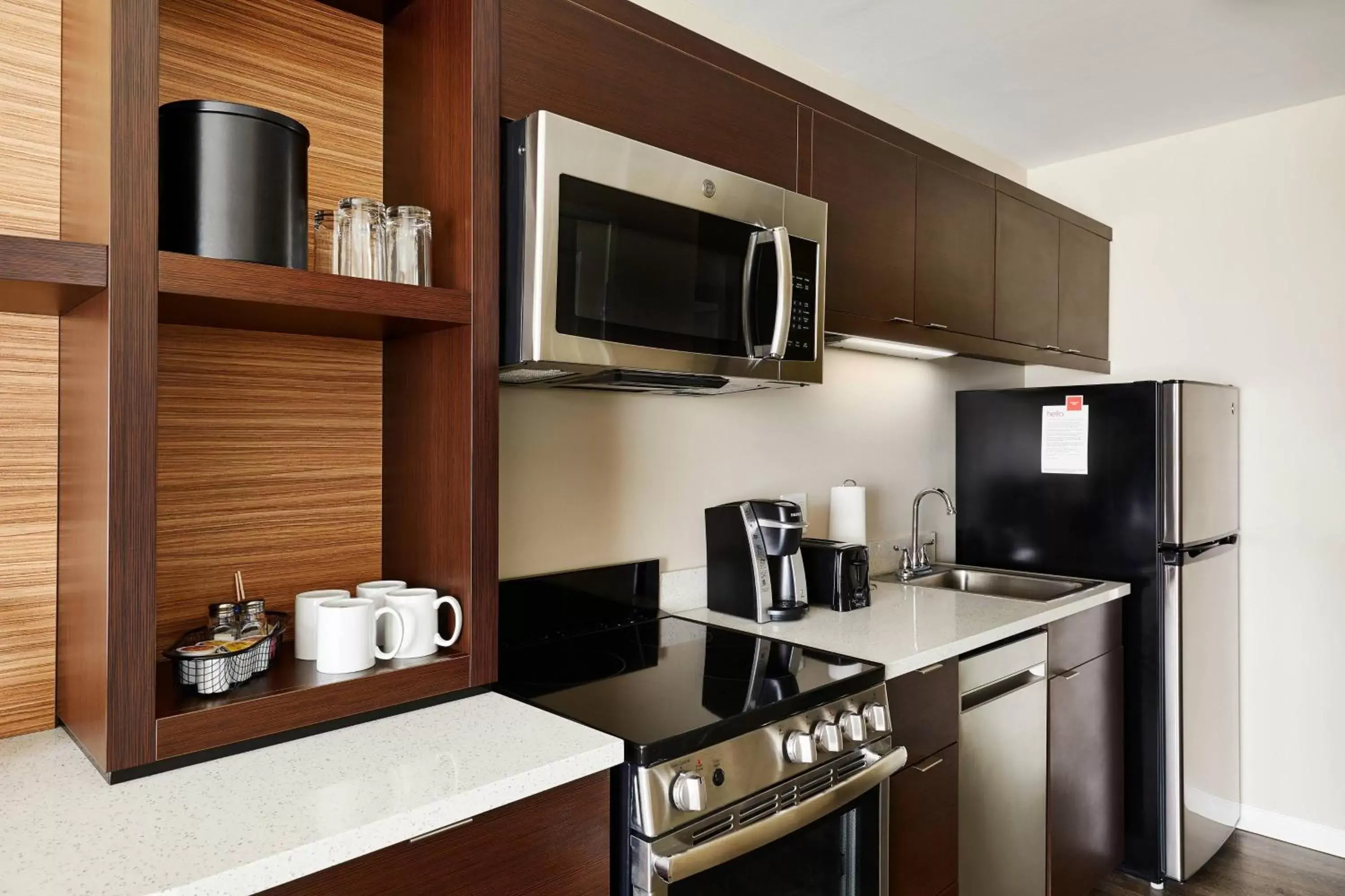 Bedroom, Kitchen/Kitchenette in TownePlace Suites by Marriott St. Louis O'Fallon