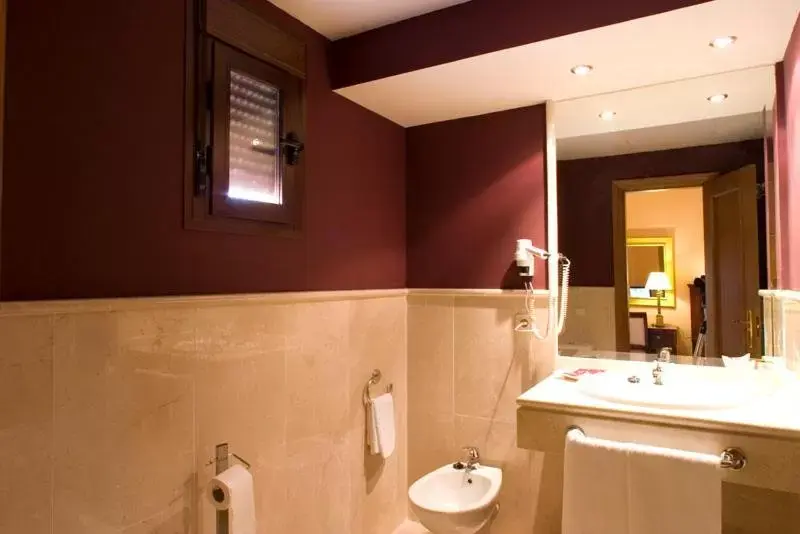 Bathroom in Hotel Sierra Hidalga