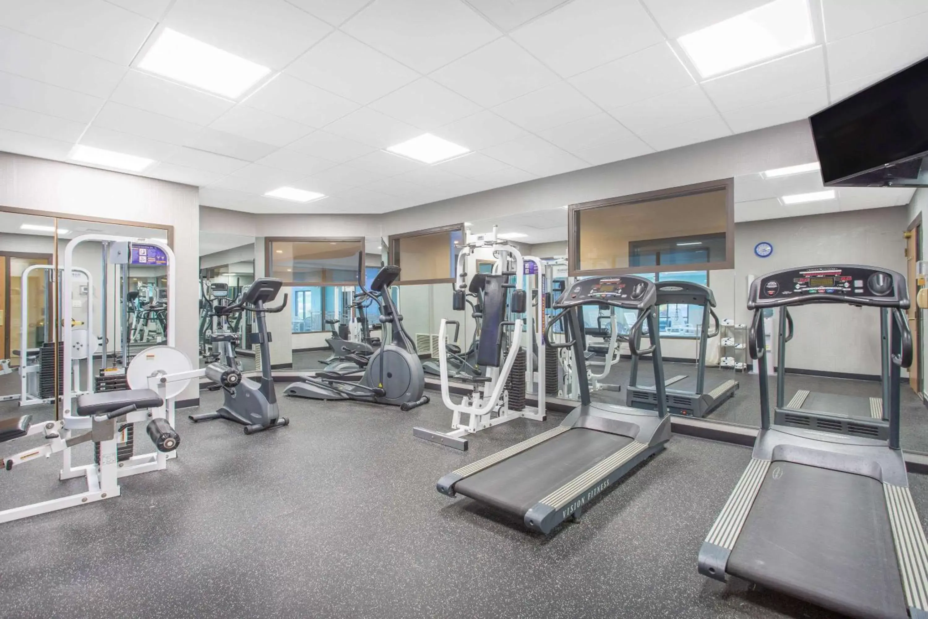 Fitness centre/facilities, Fitness Center/Facilities in Wingate by Wyndham Mechanicsburg