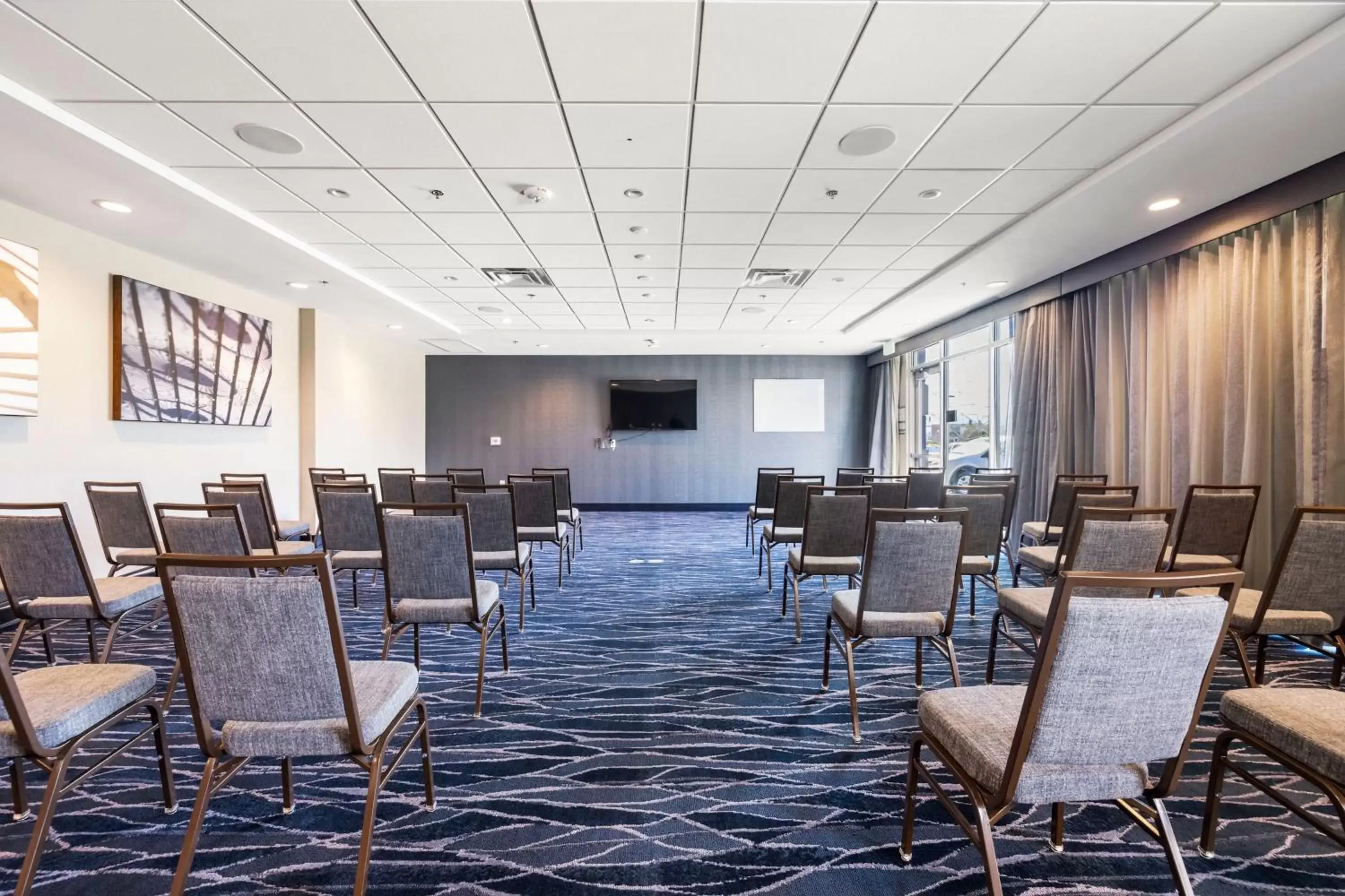 Meeting/conference room in Fairfield by Marriott Inn & Suites San Francisco Airport Oyster Point Area