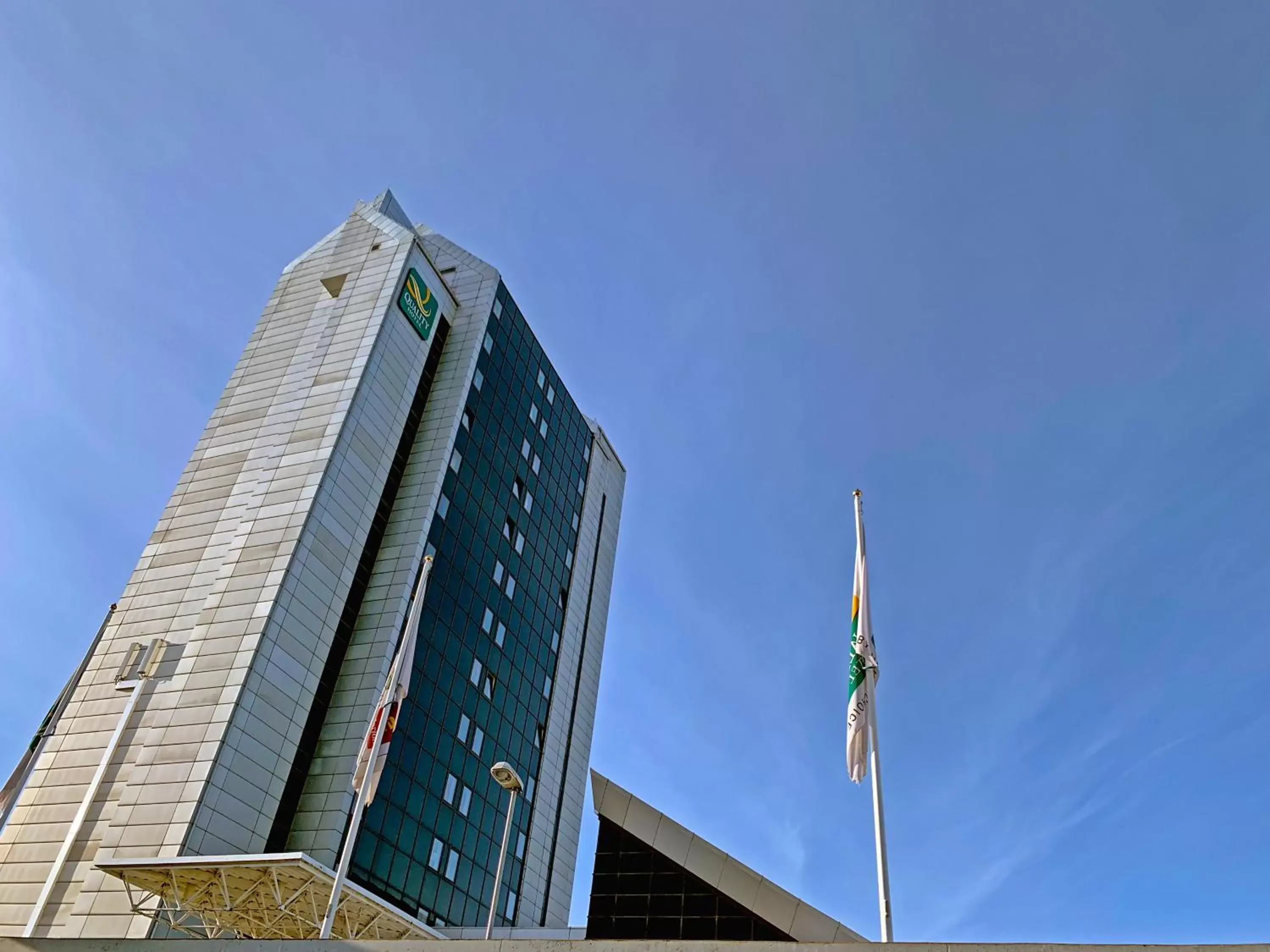 Facade/entrance, Property Building in Quality Hotel Panorama