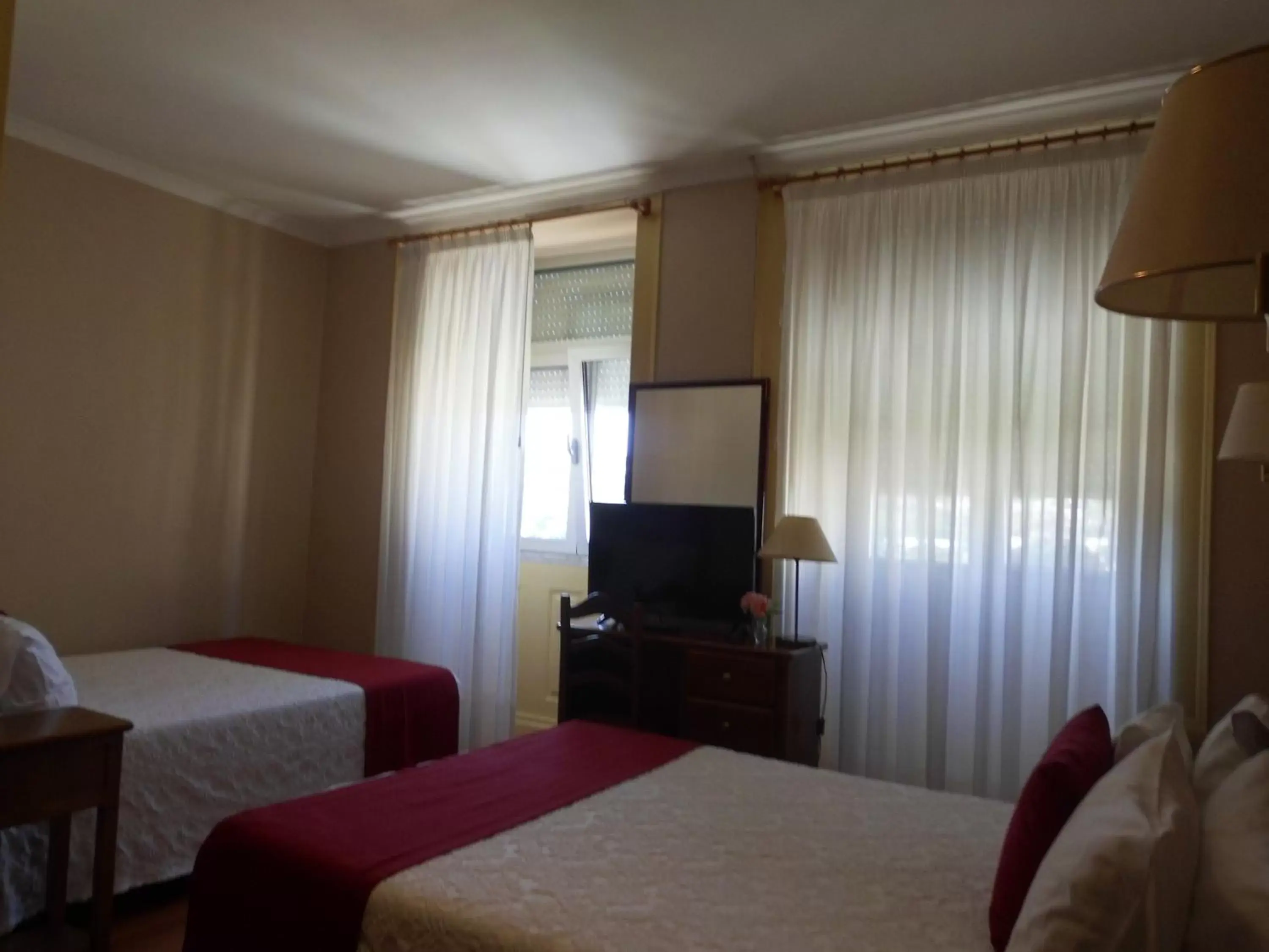 Bed in Hotel Larbelo