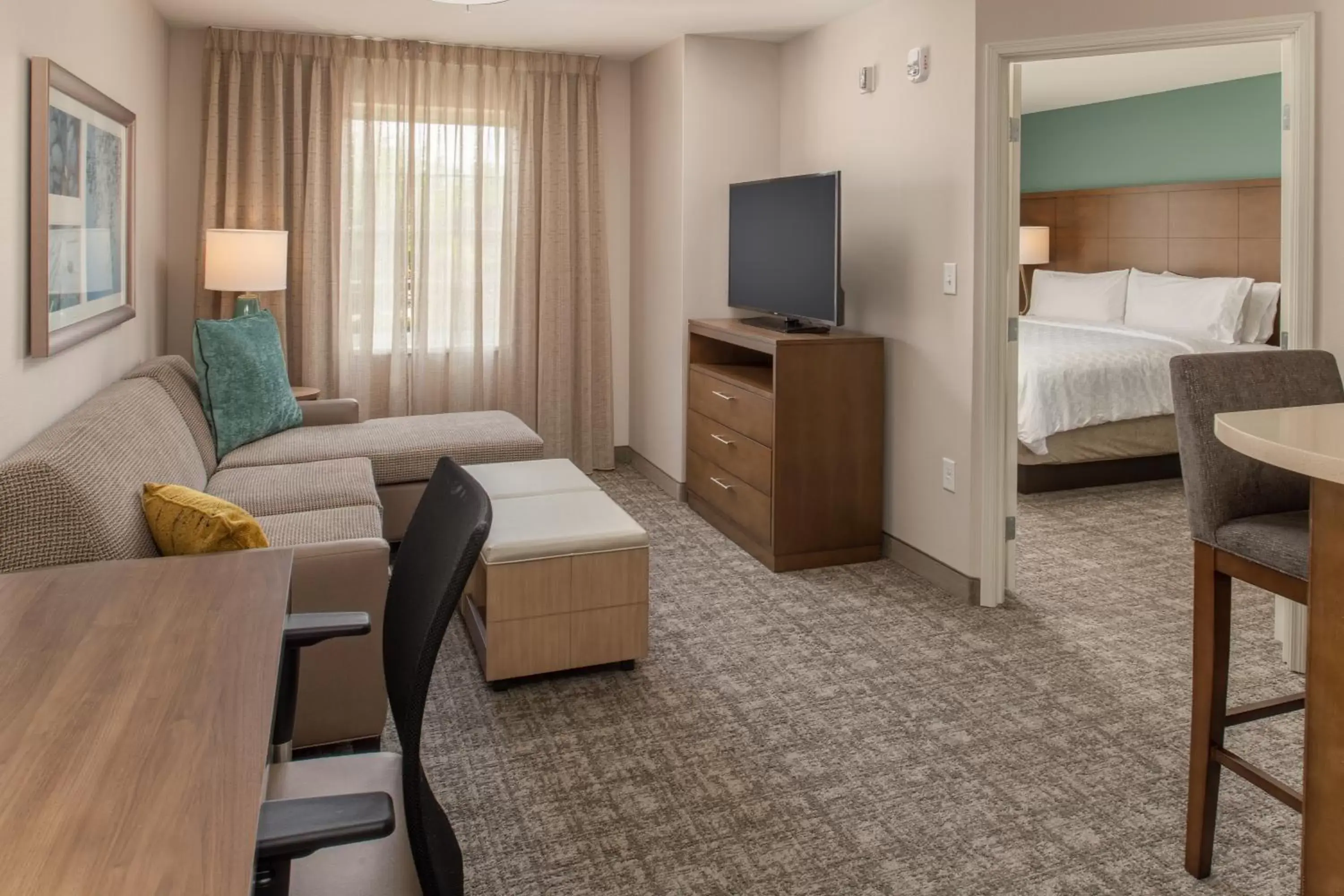 Living room, Bed in Staybridge Suites - Hillsboro North, an IHG Hotel