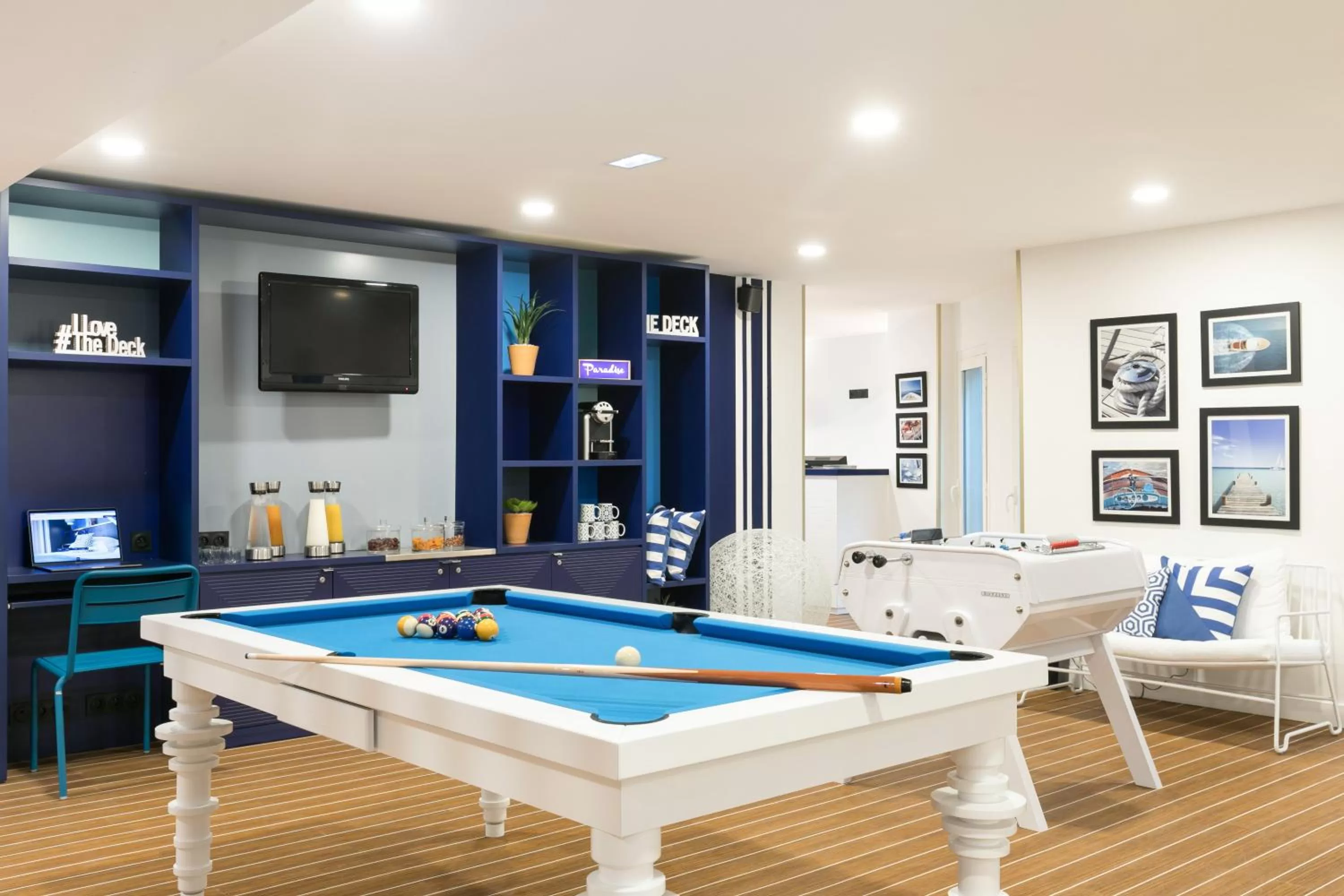 Billiard in The Deck Hotel by Happyculture