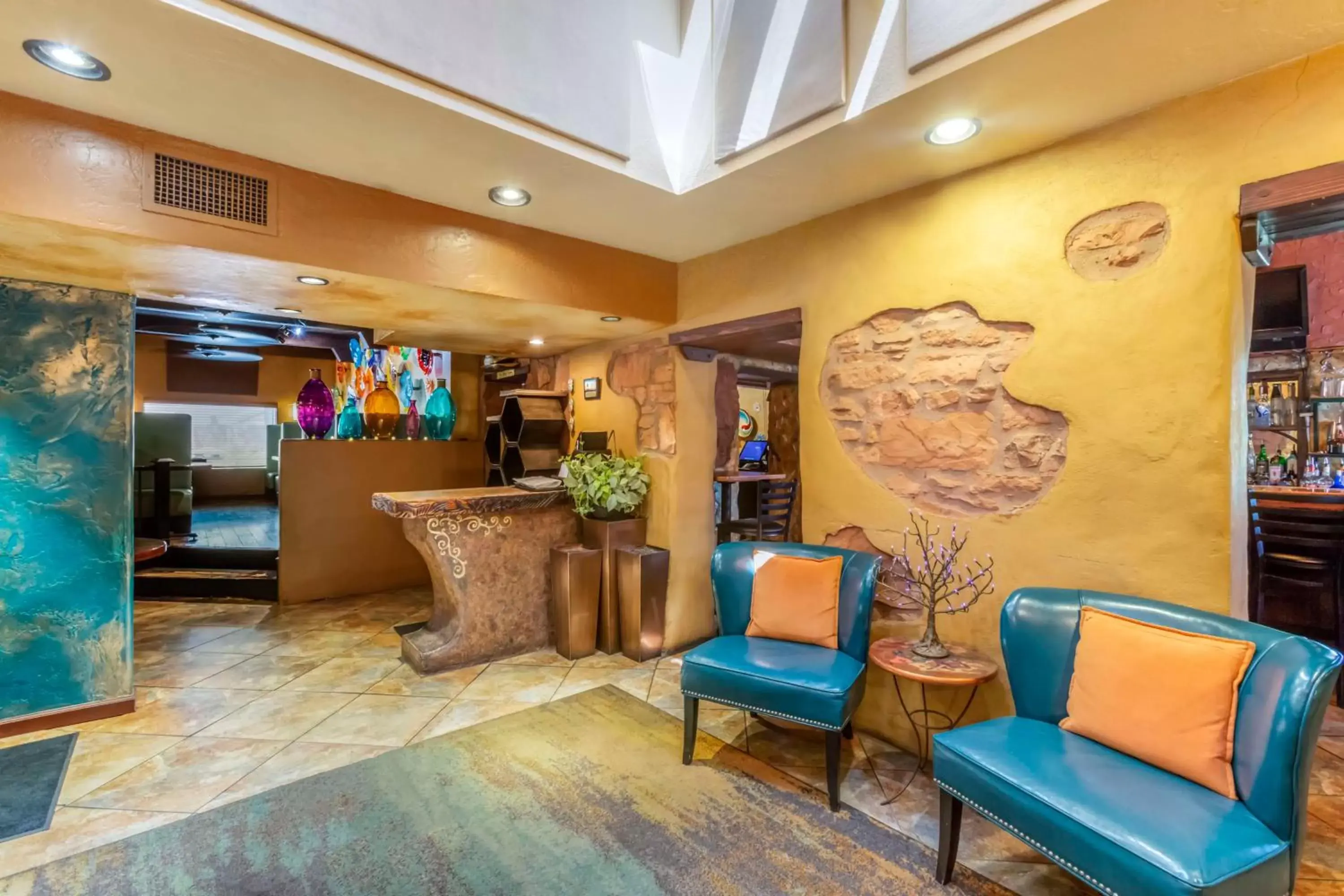 Restaurant/places to eat, Lobby/Reception in Aiden by Best Western Sedona