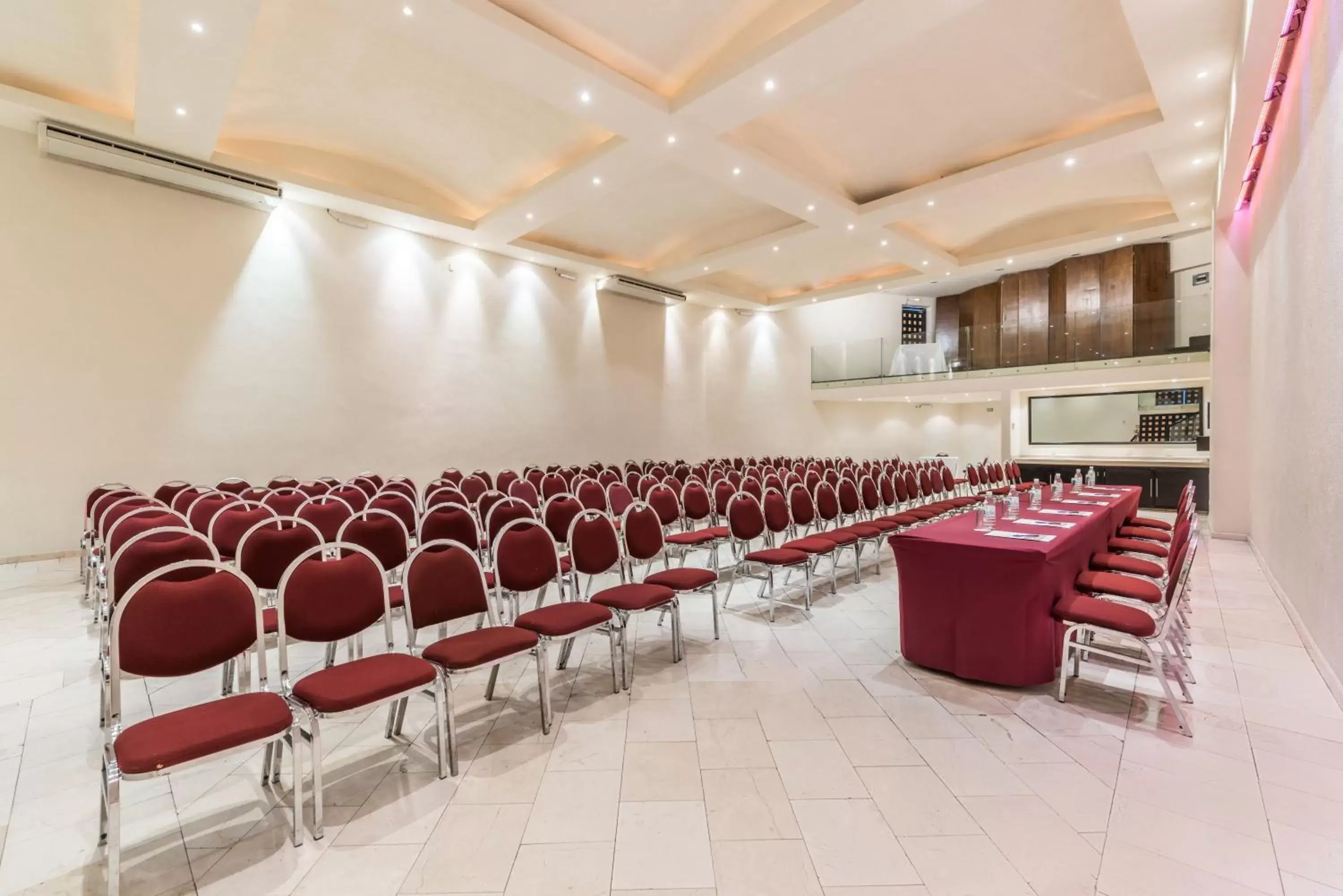 Meeting/conference room in Hotel Abadia Tradicional