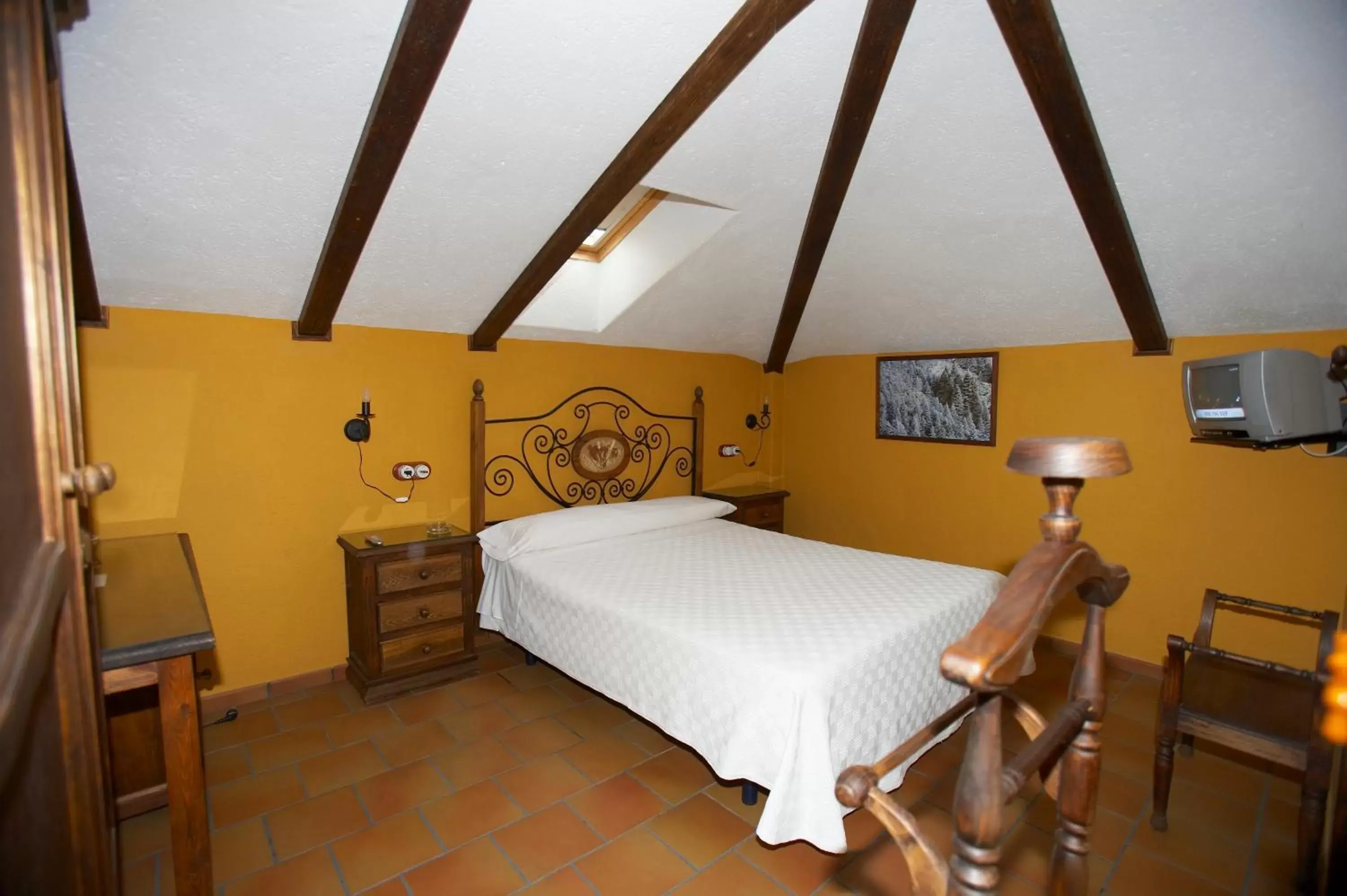 Photo of the whole room, Bed in Hotel Posada San Antonio