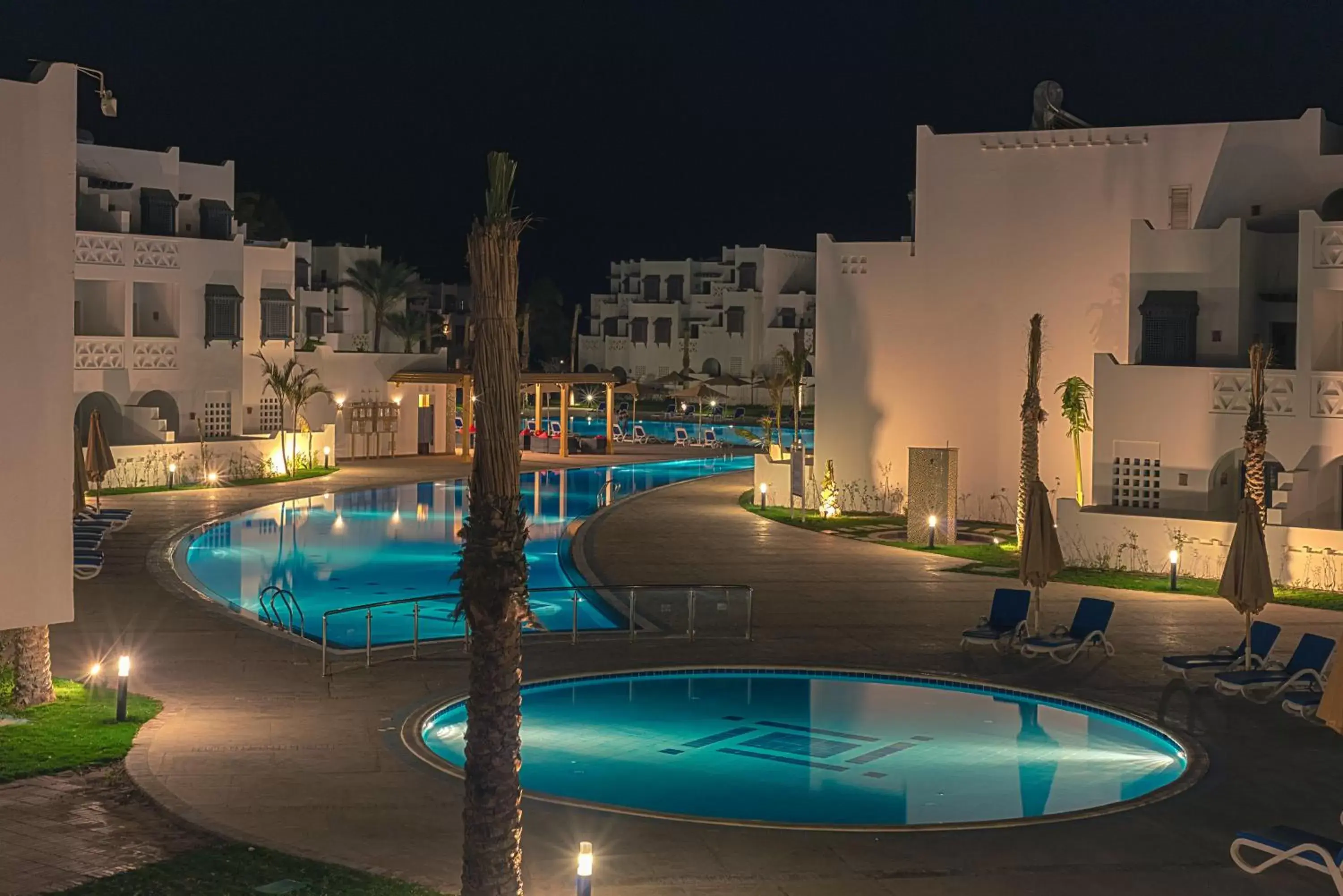 Swimming Pool in Mercure Hurghada Hotel