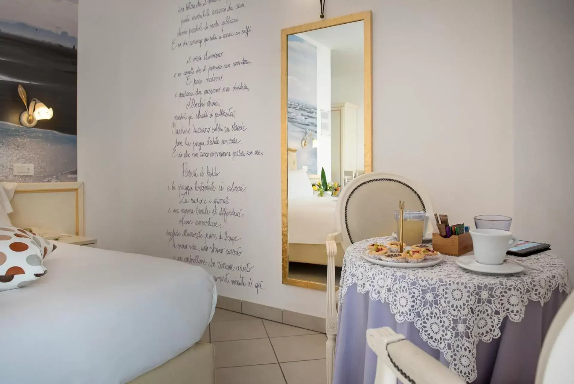 Decorative detail, Bed in Sovrana Hotel & SPA Decorative detail, Bed in Sovrana Hotel & SPA