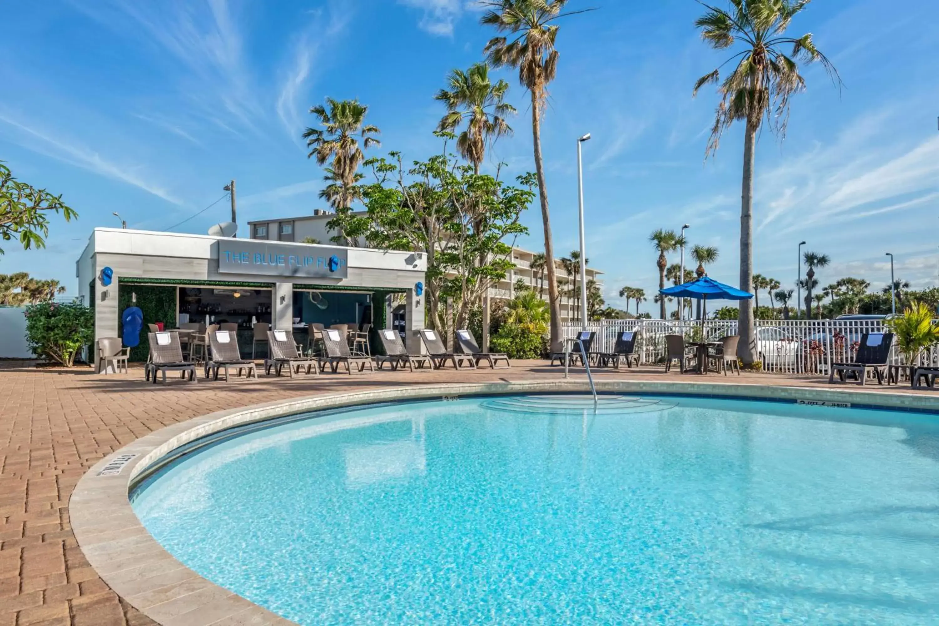 Pool view, Swimming Pool in Best Western Cocoa Beach Hotel & Suites