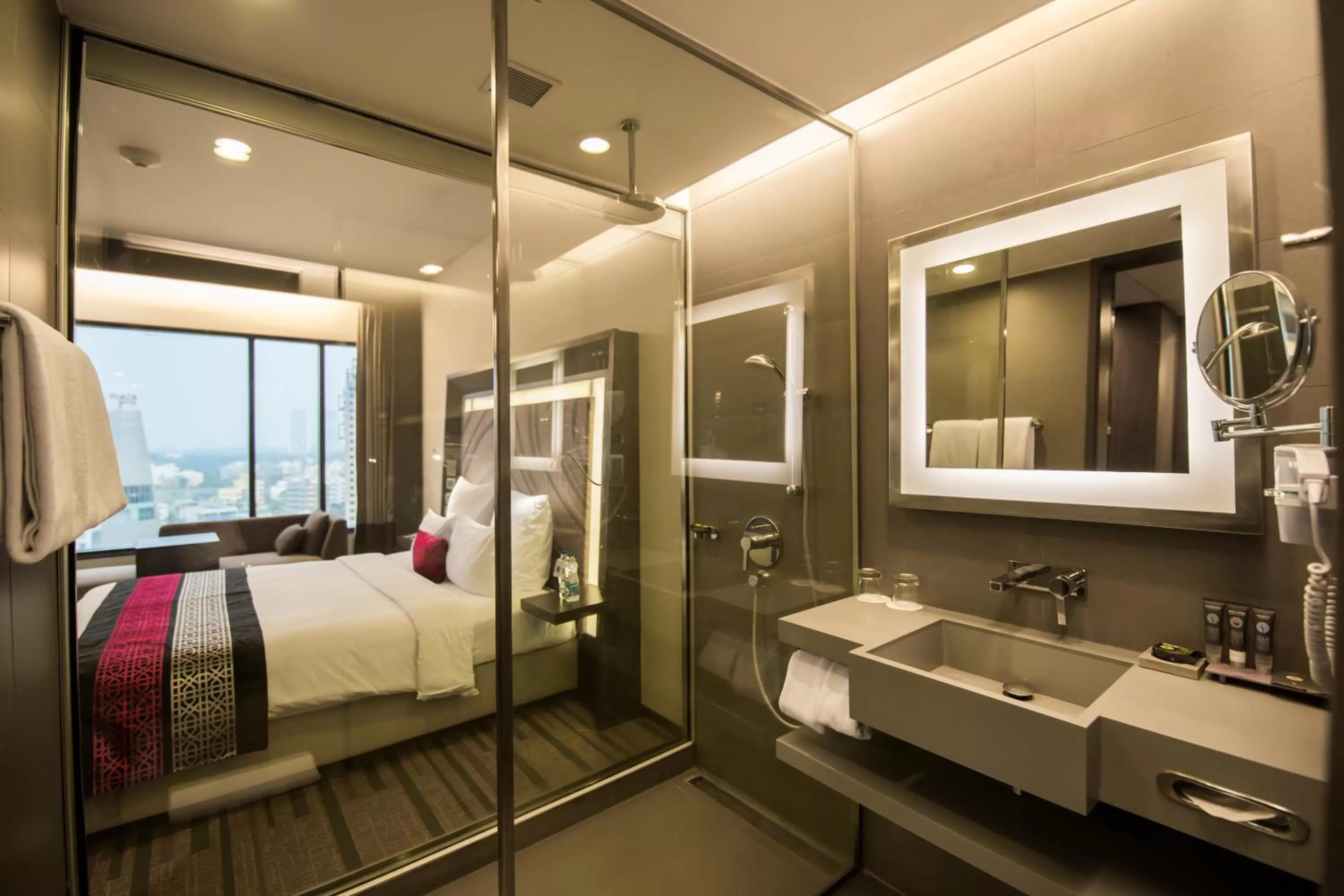 Toilet, Bed in Novotel Kolkata Hotel and Residences