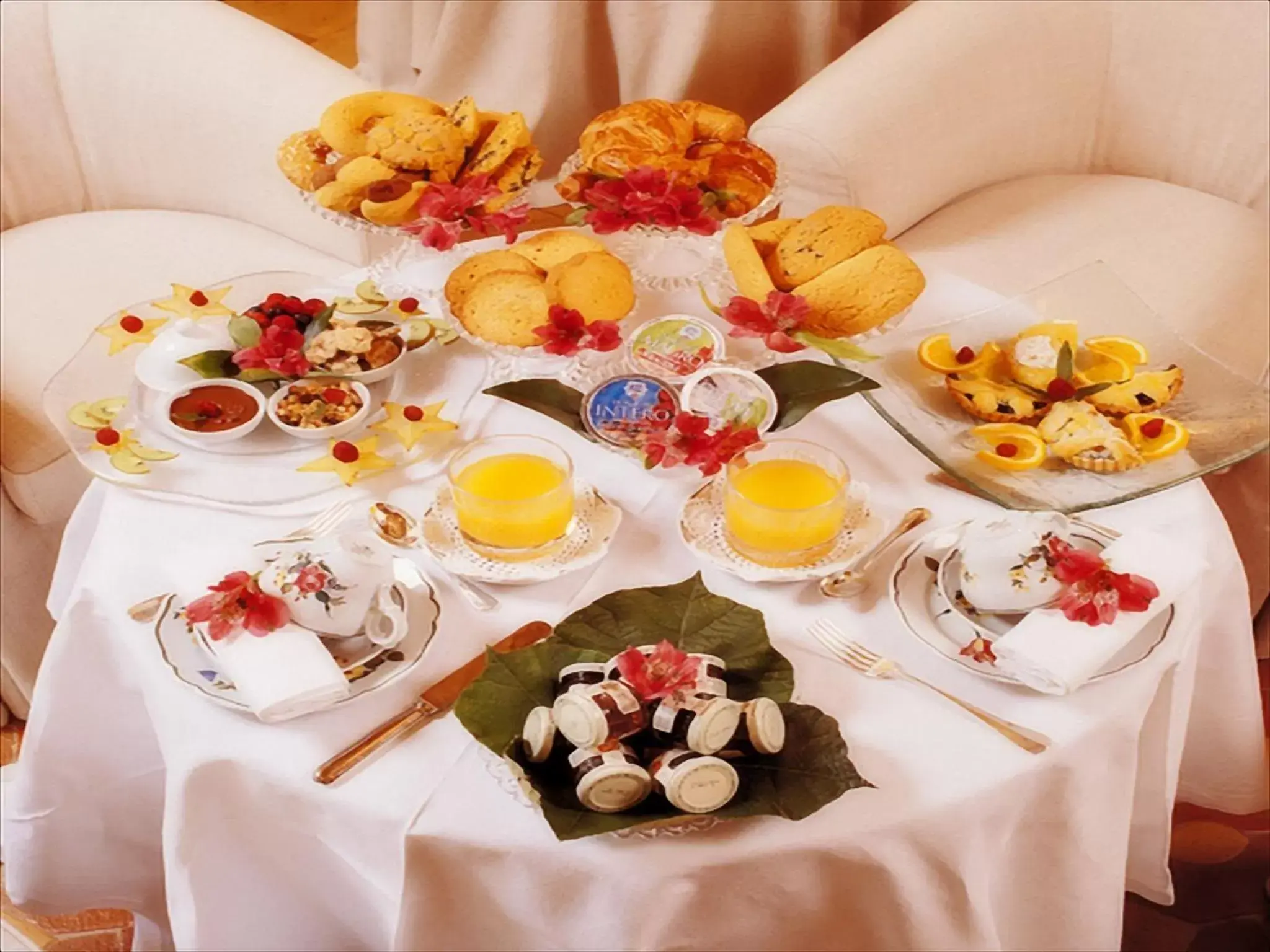 Decorative detail, Breakfast in Villa Piccola Siena