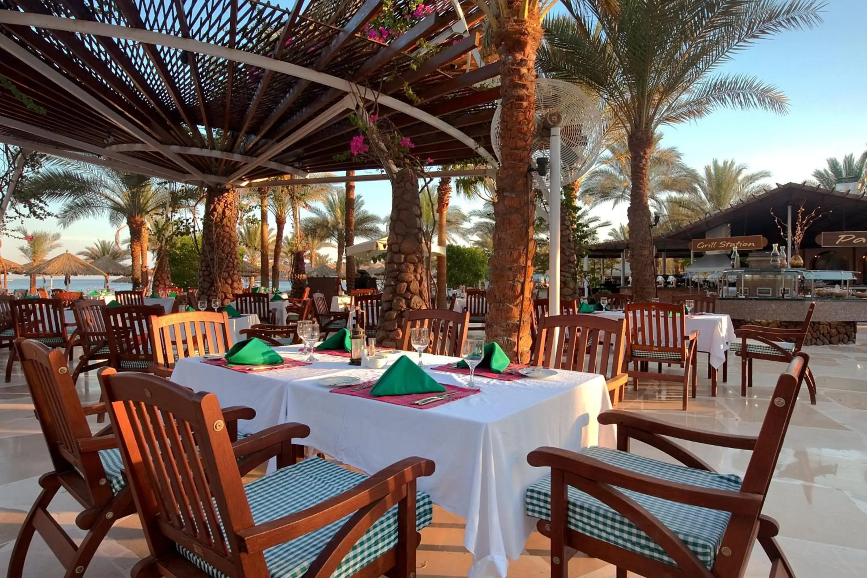 Restaurant/Places to Eat in Fayrouz Resort - by Jaz Hotel Group