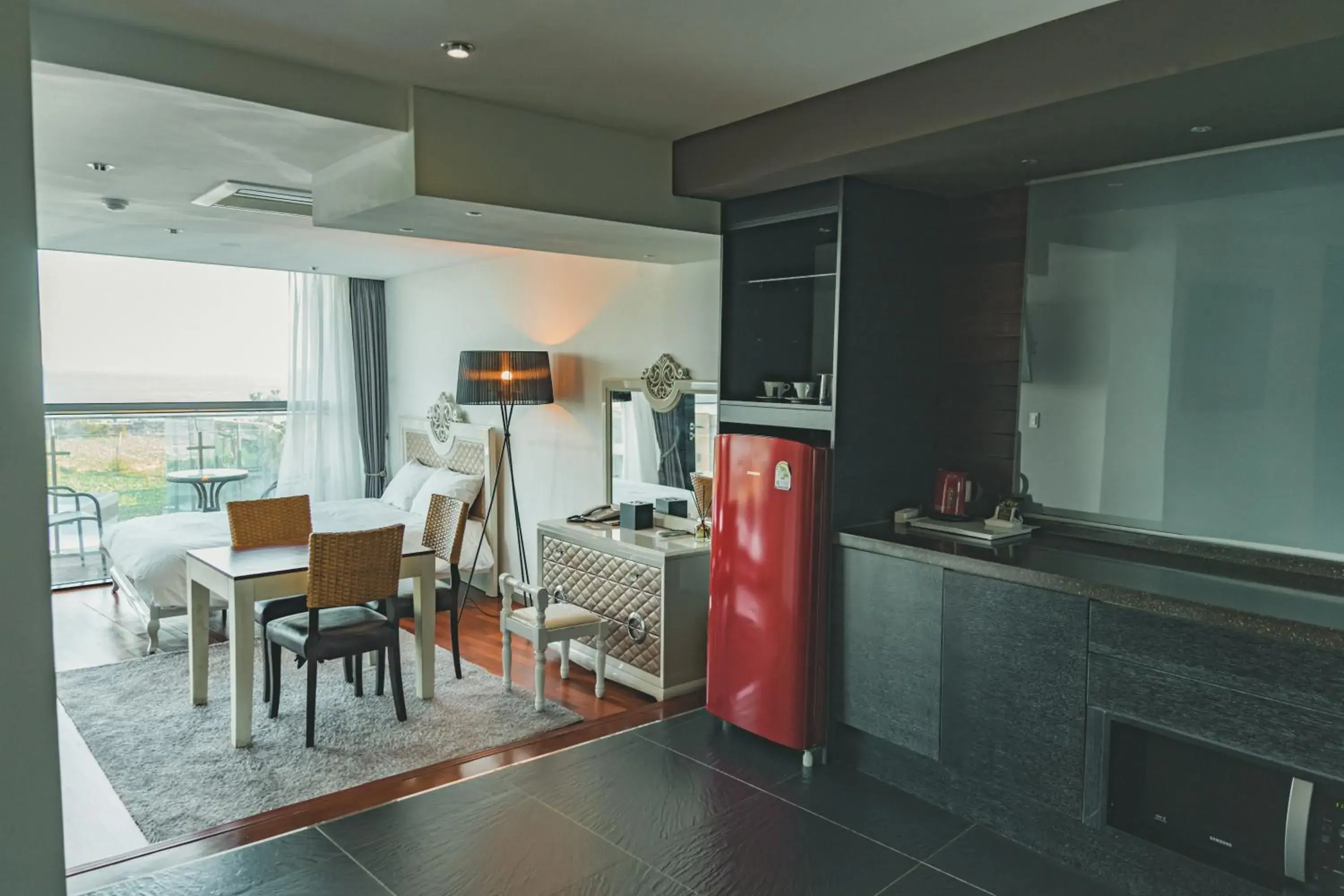 Restaurant/Places to Eat in Jeju Hotel Scarboro Restaurant/Places to Eat in Jeju Hotel Scarboro